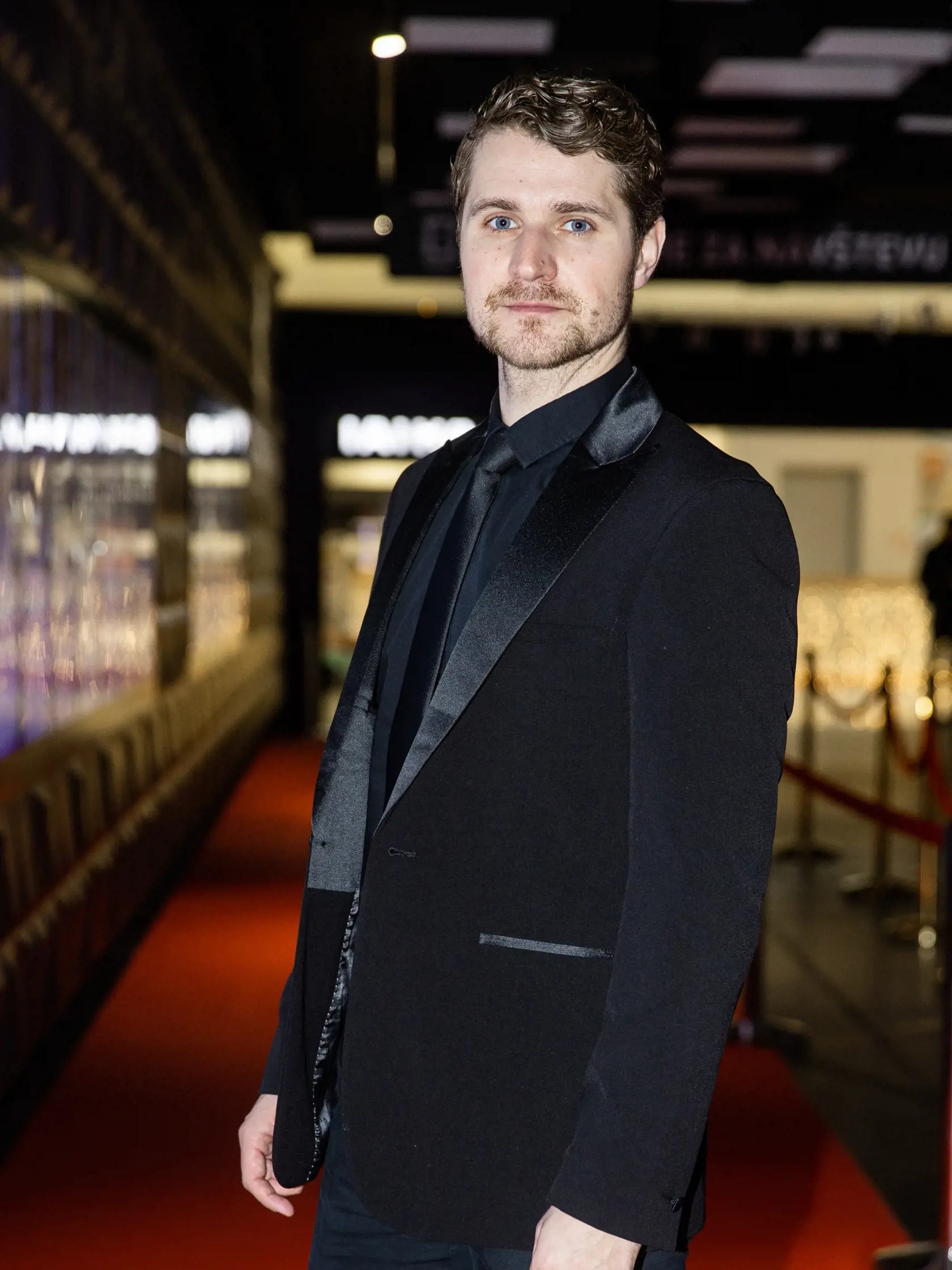 Slávnostné premietanie dvoch seriálov z produkcie súkromnej televízie v Bratislave. Na snímke Marek Rozkoš. 