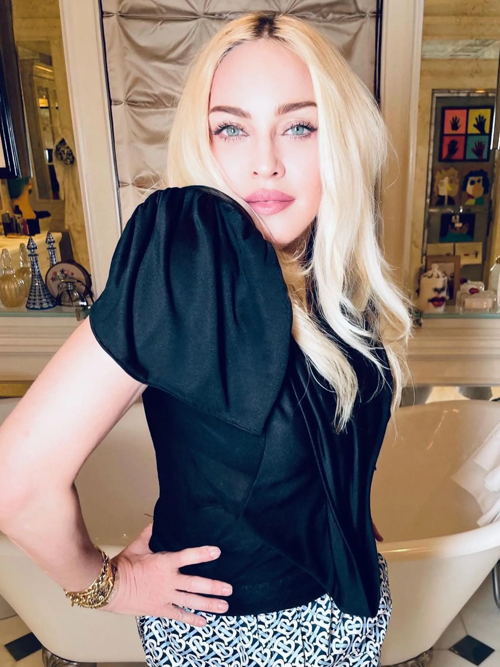 Madonna snáď mladne.
