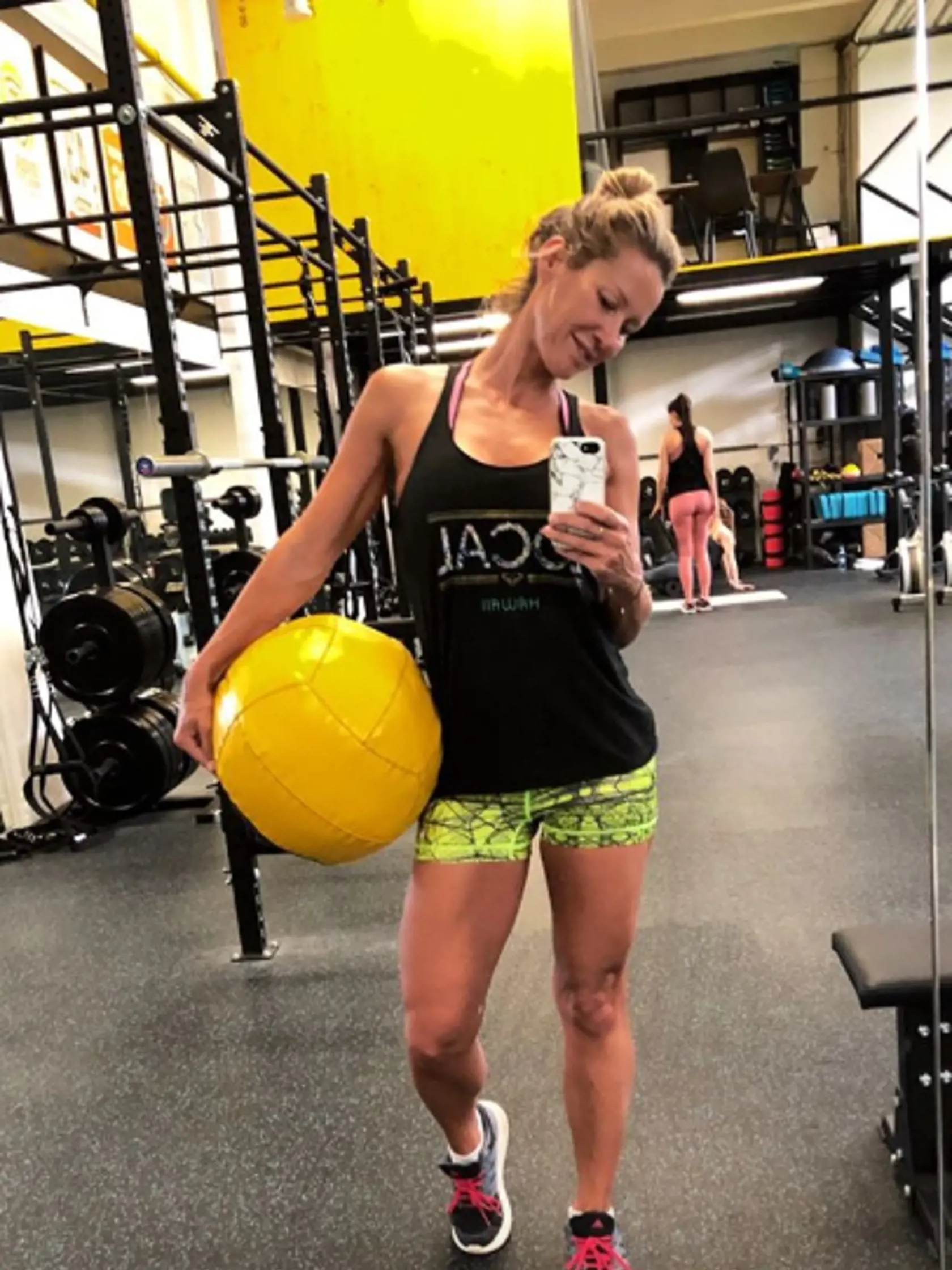 Erika Barkolová na sebe zamakala a jej cieľ byť do plaviek fit, sa už očividne splnil