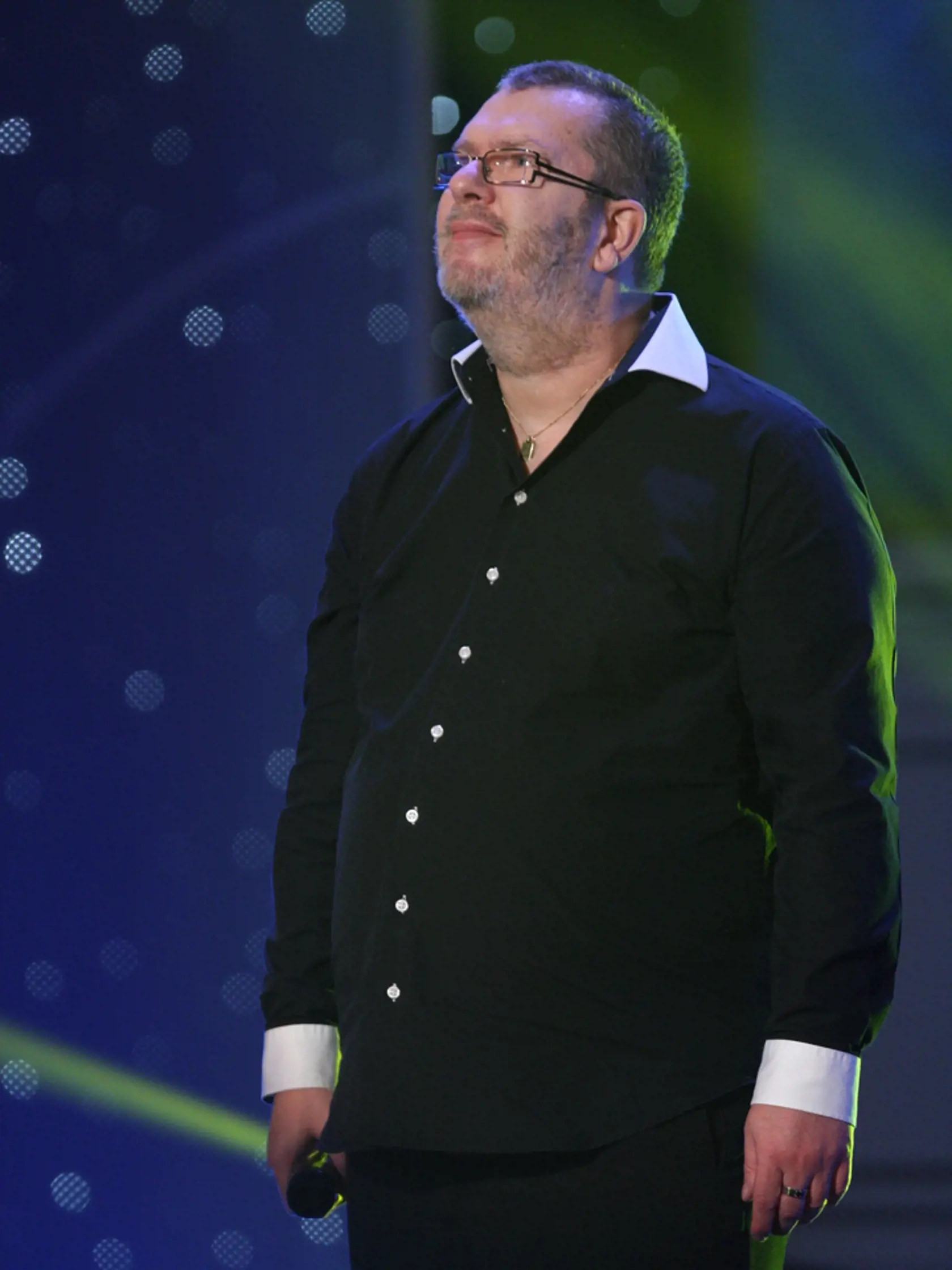 január 2013: Slávnostné odovzdávanie ceny Krištáľové krídlo 2013 a Richard už zďaleka nepripomína človeka, ktorým kedysi bol.