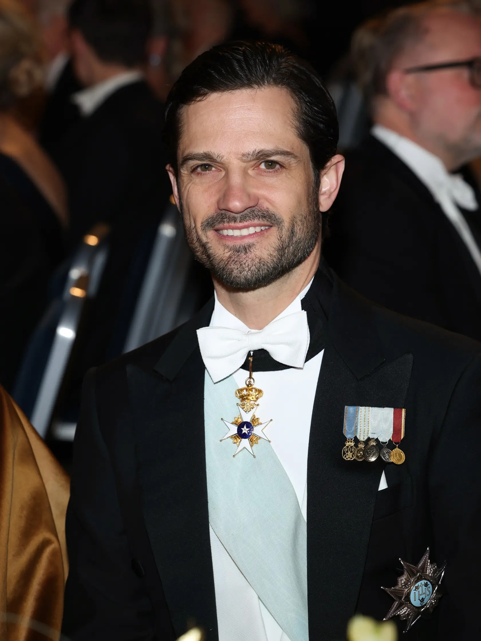Princ Carl Philip je synom kráľa Karla XVI. Gustafa a kráľovnej Silvie. Je známy svojím šarmom a pohľadným vzhľadom, čo mu prinieslo veľkú popularitu nielen v Švédsku.