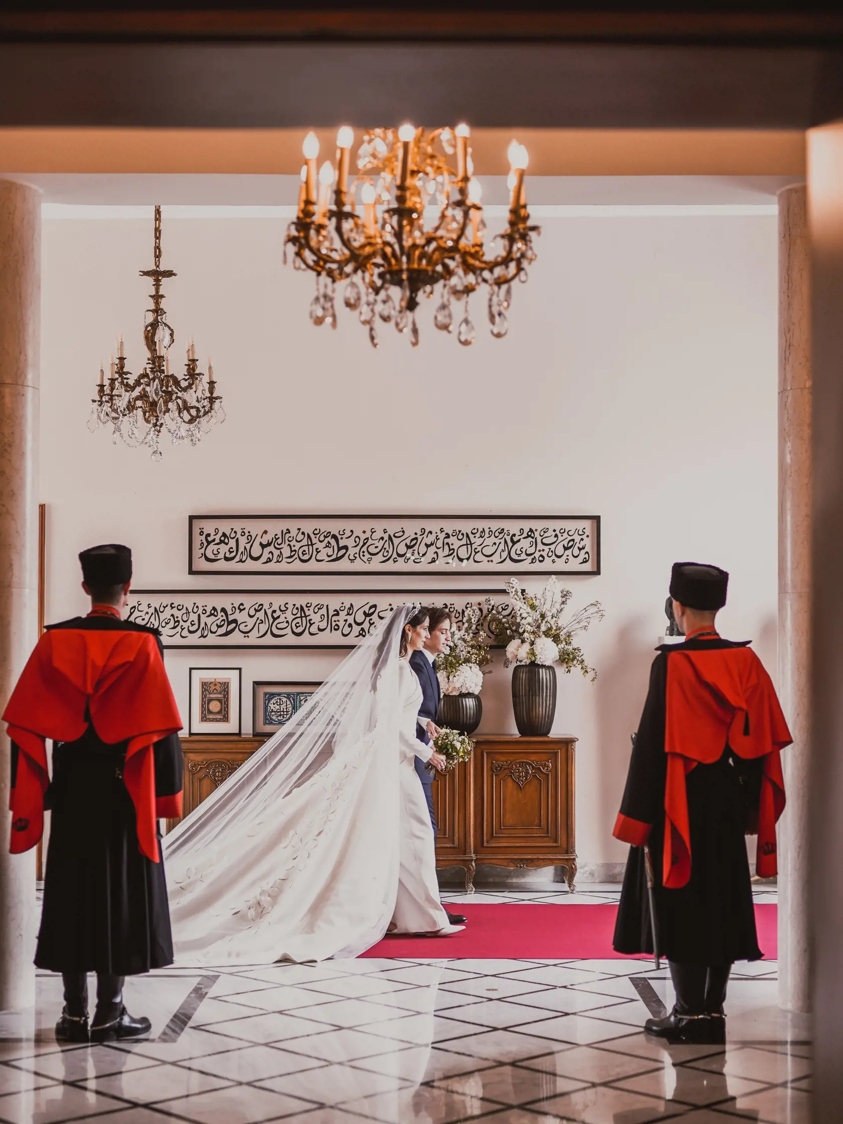 V Jordánsku sa konala kráľovská svadba korunného princa Husseina (28) a jeho krásnej princeznej Rajwy al-Saif (29).