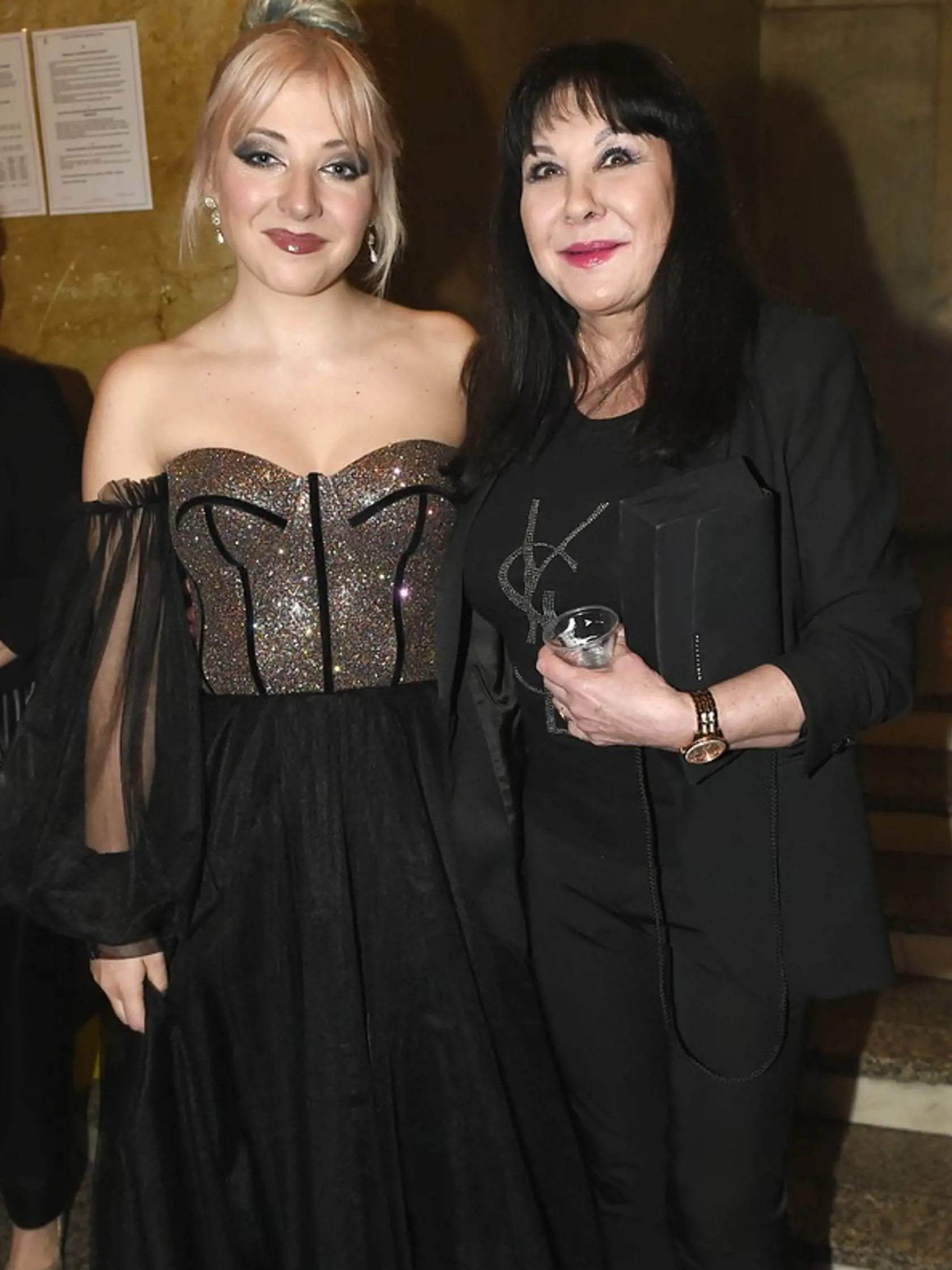 Dagmar Patrasová a dcéra Anna Julie Slováčková, máj 2023.