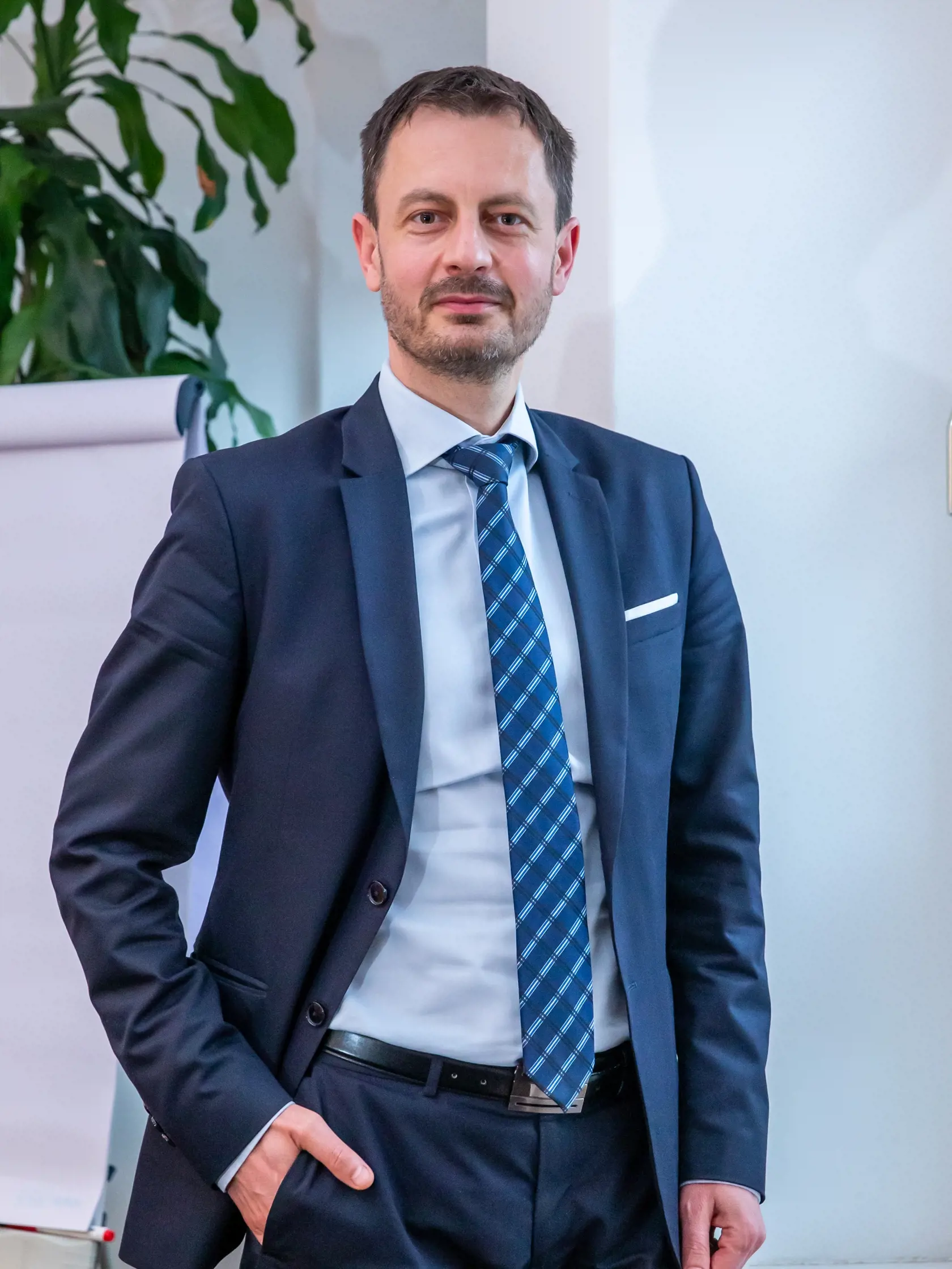 Na snímke je Eduard Heger, ako minister financií Slovenskej republiky.