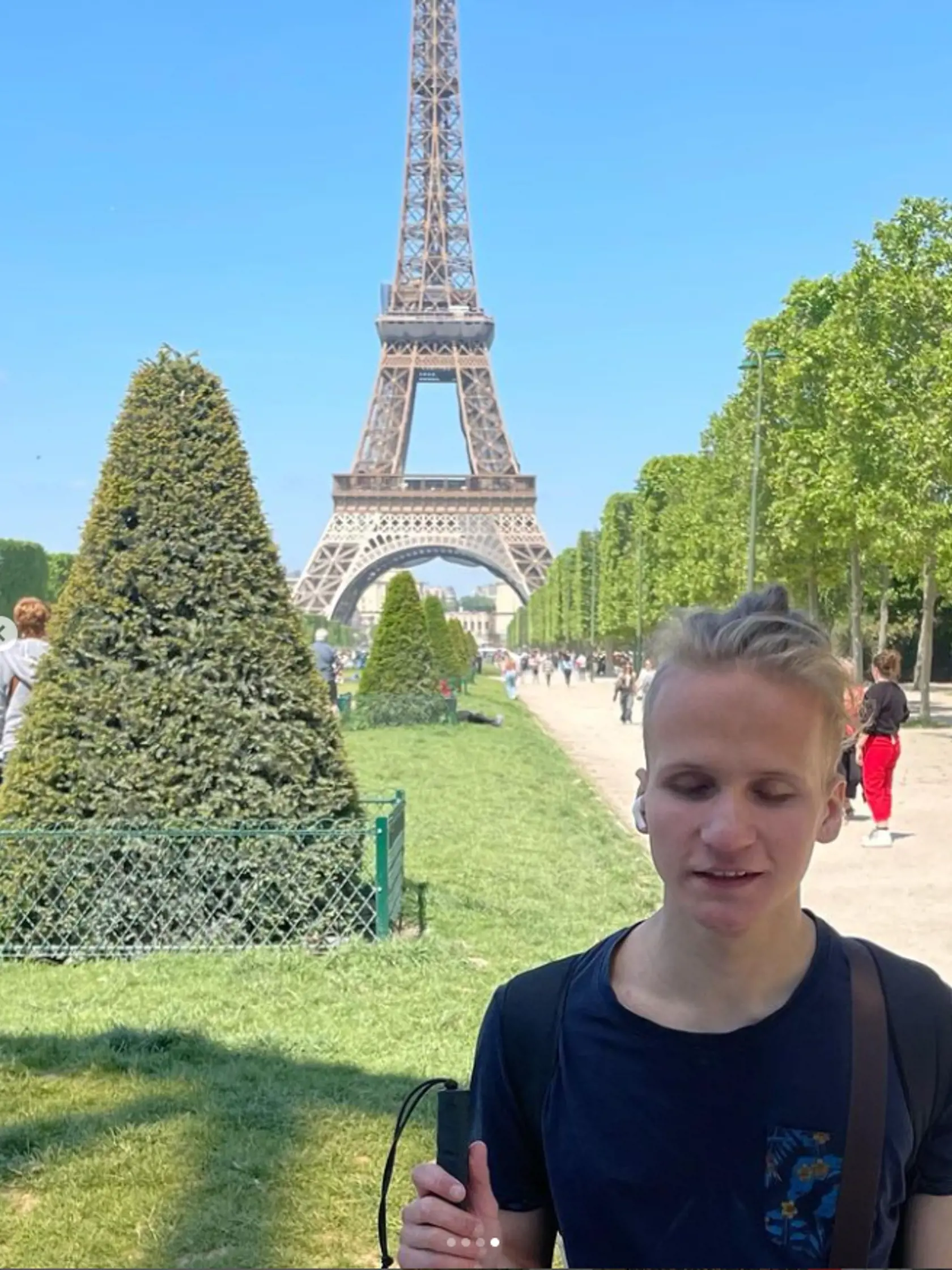 Benjamin rád a často cestoval, navštívil dokonca aj Paríž.