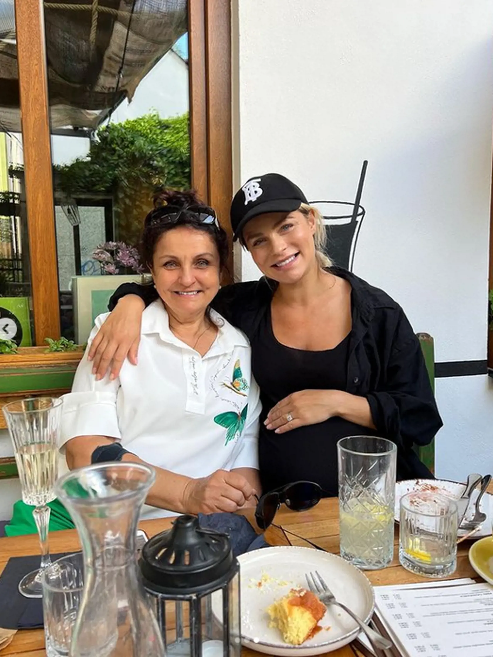 Ivana Gáborík so svojou maminou. Podobu nezaprú.