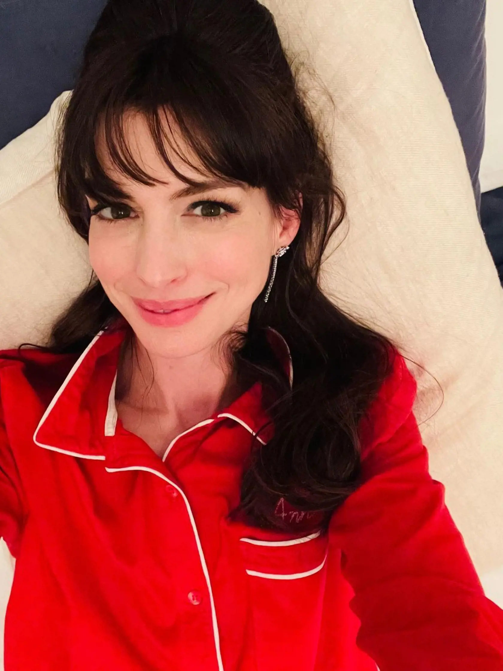 Anne HAthaway
