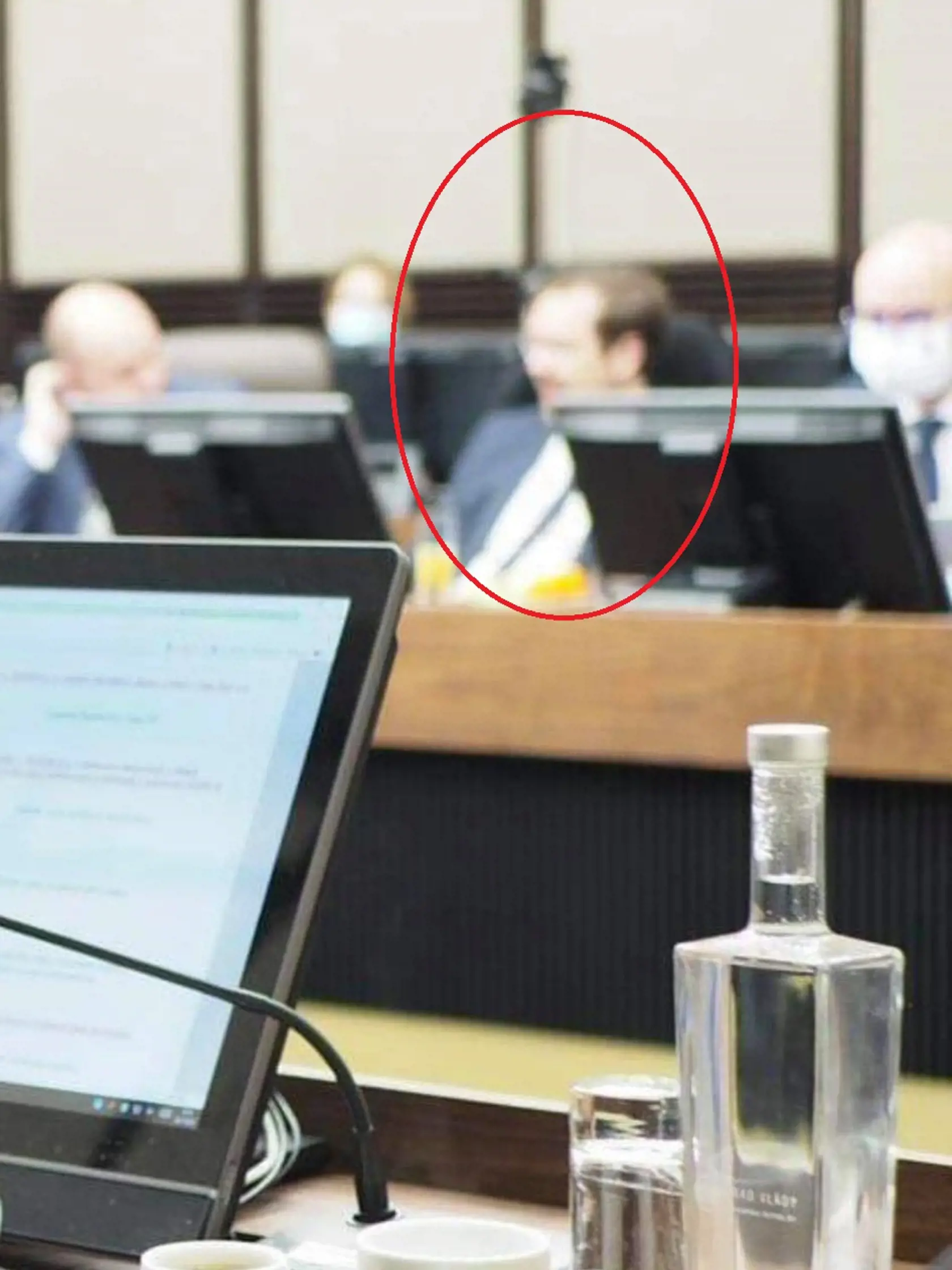 Na snímke je Marek Krajčí bez ochranného rúška na tvári.