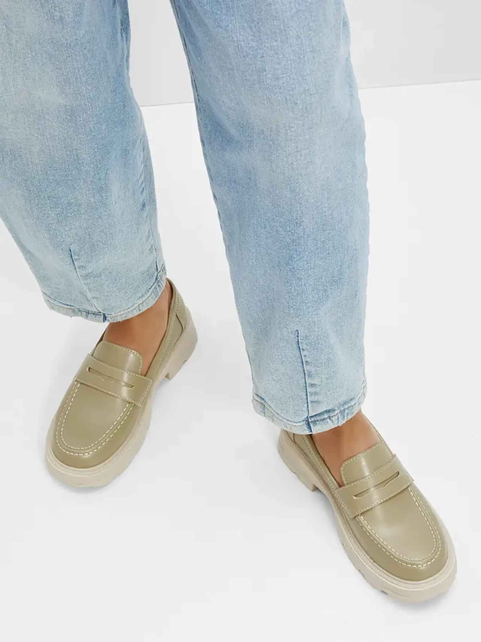 Mokasíny: Bonprix, 24,99 €