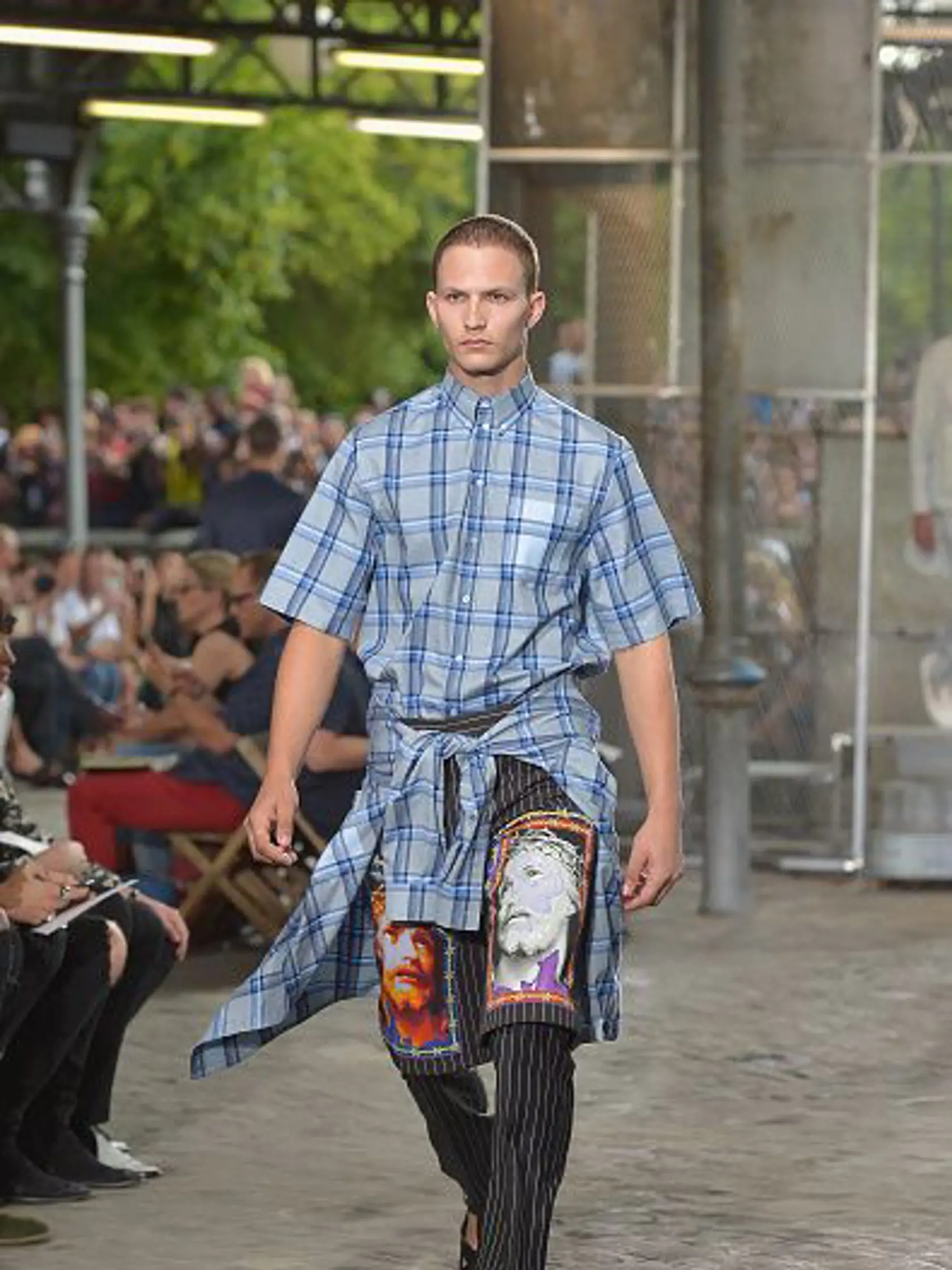 Givenchy menswear S/S 2016