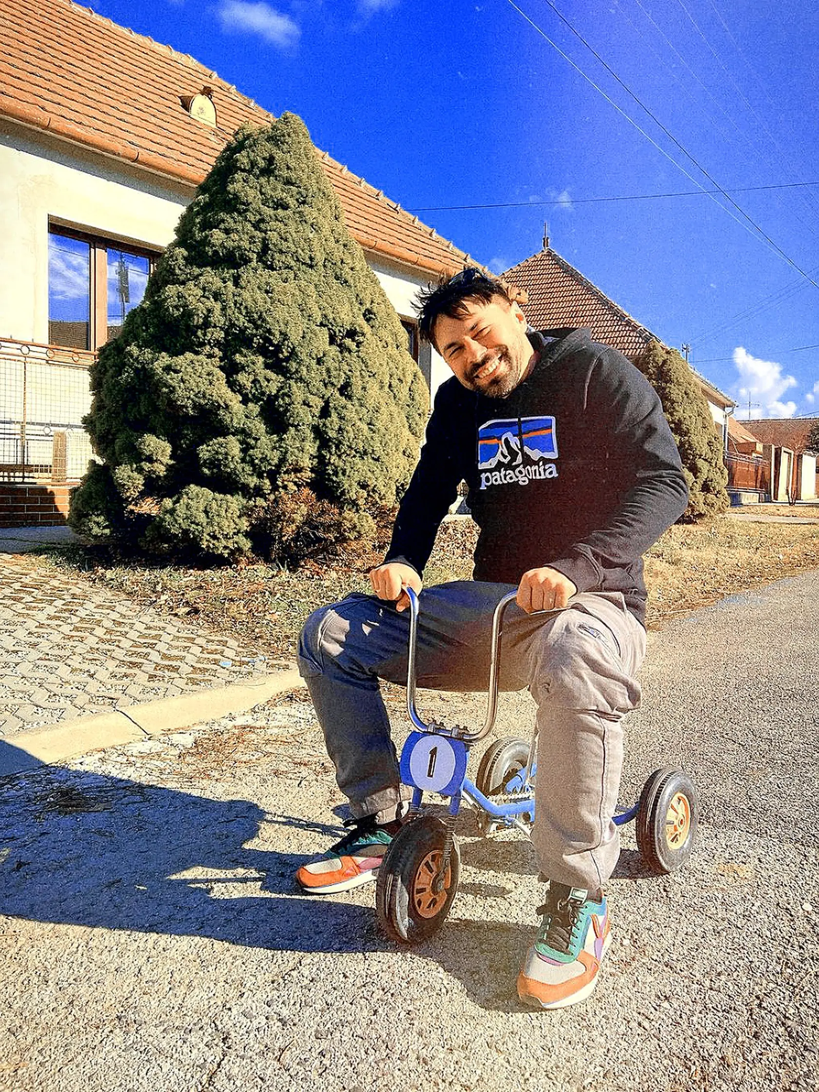 2022 - Spevák si zaspomínal na staré časy.
