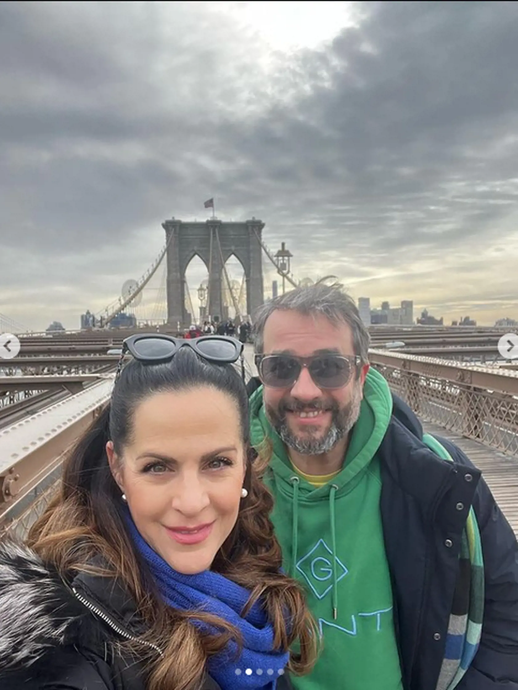 Manželia sa poprechádzali aj po slávnom moste Brooklyn Bridge.