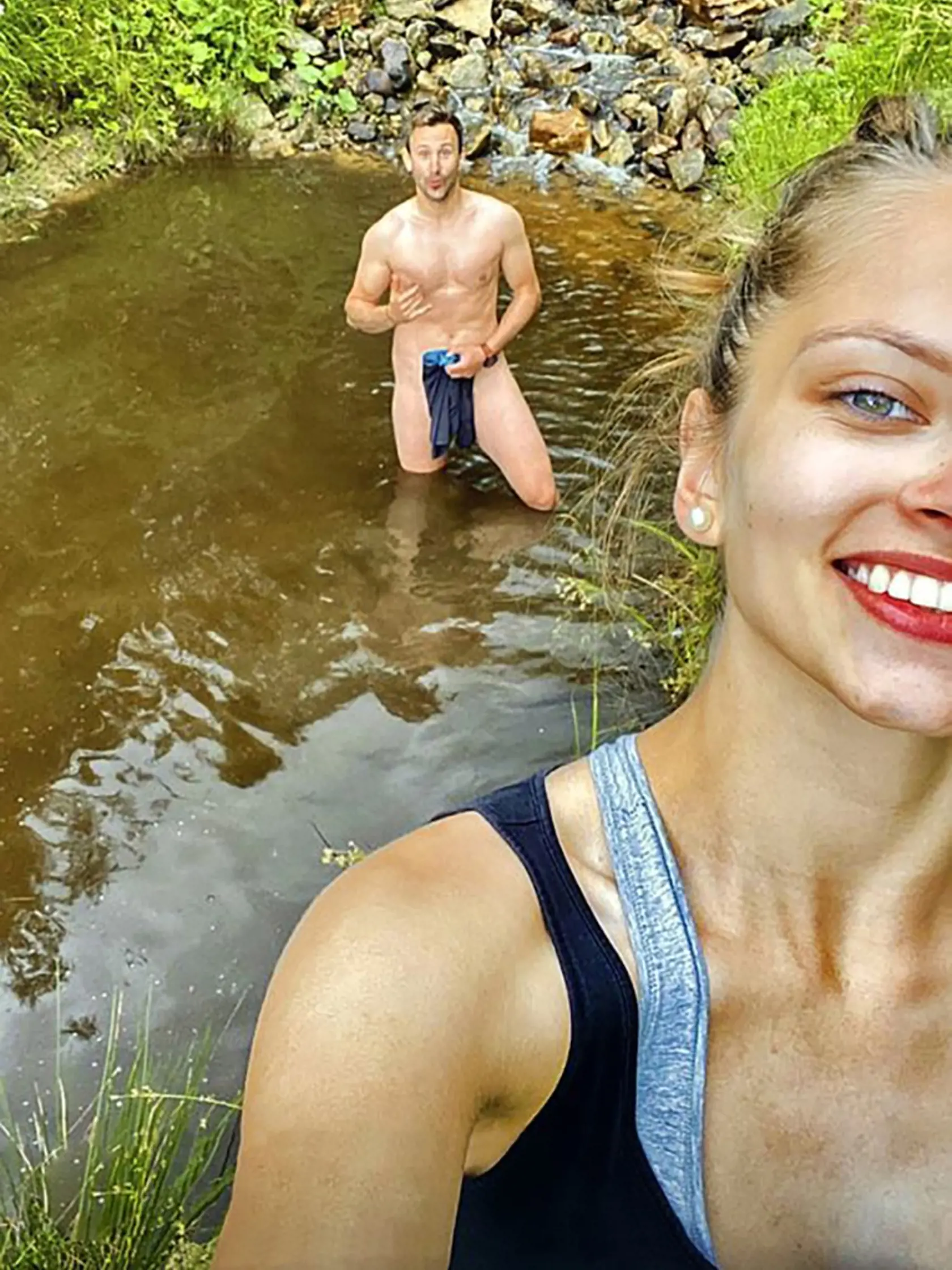 BEZ ŠIAT Fašiang sa vyzliekol donaha.