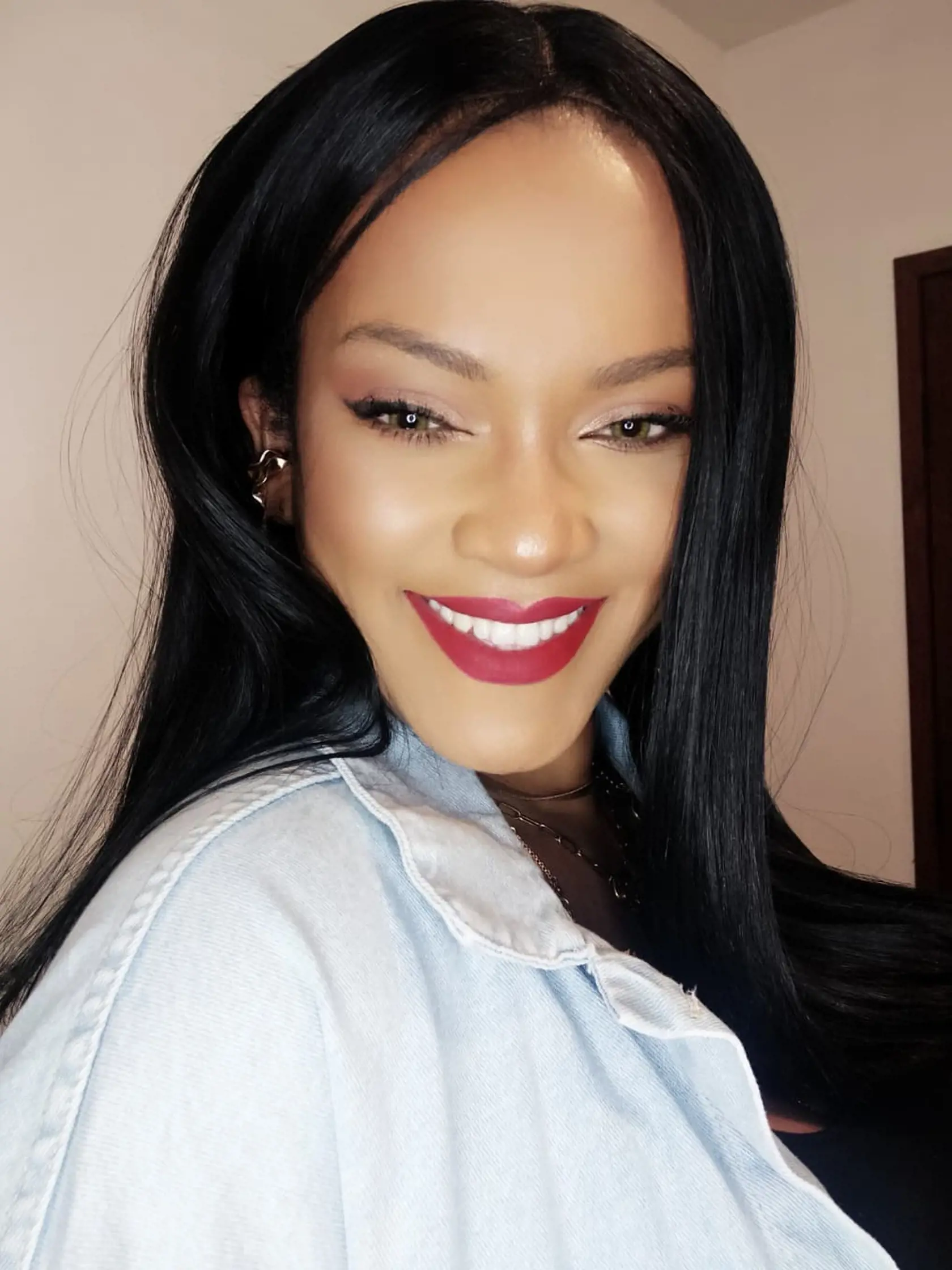 Priscilla Beatrice je ako Rihannine dvojča.