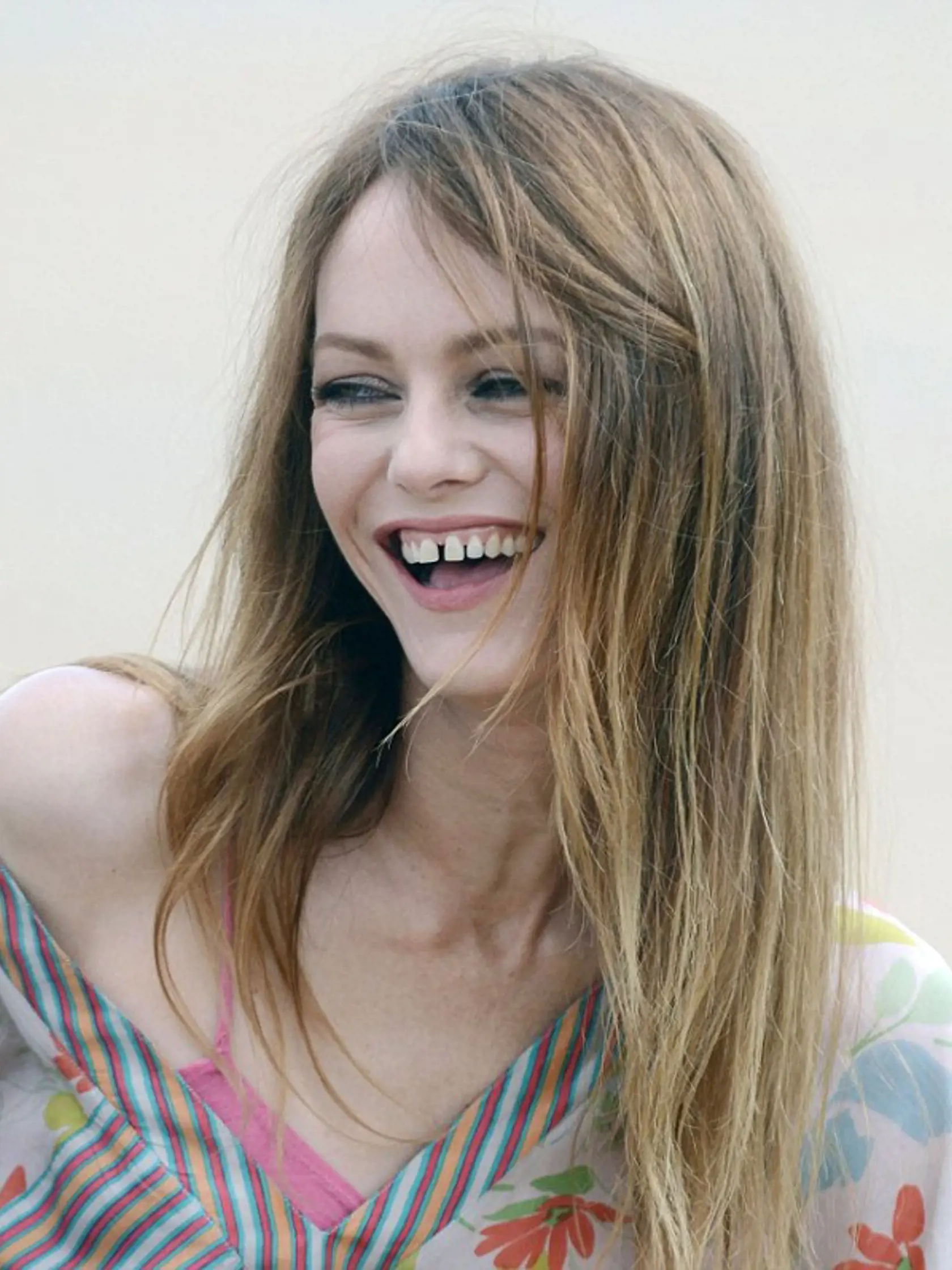 Vanessa Paradis bola priateľkou Johnnyho Deppa dlhých 10 rokov. Dvojica má spolu dve deti, no herec sa s ňou rozišiel a skončil v náručí Amber Heard.