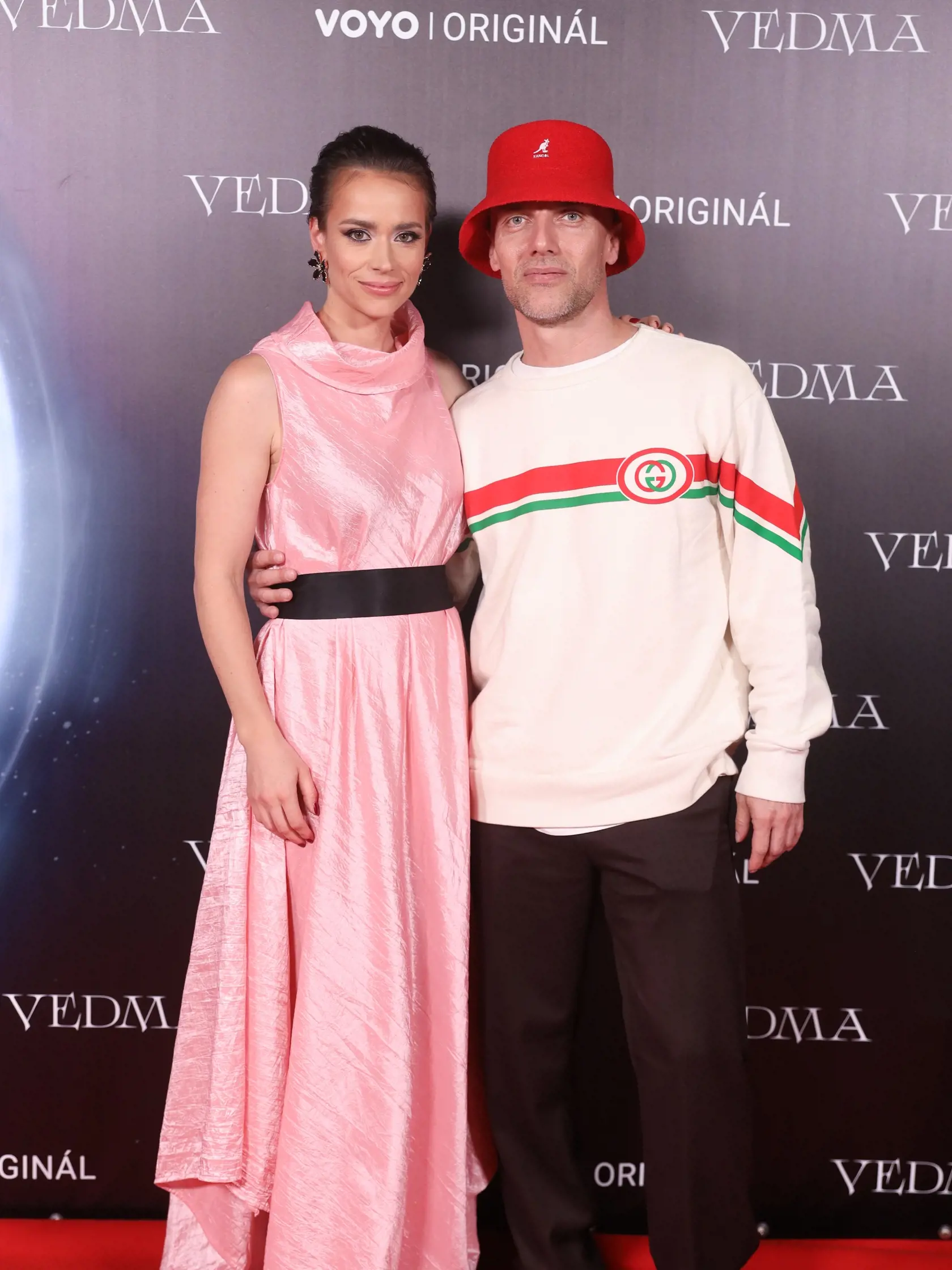 Gabriela Marcinková a Miňo Kereš na premiére česko-slovenskej fantasy minisérie Vedma z dielne Voyo.