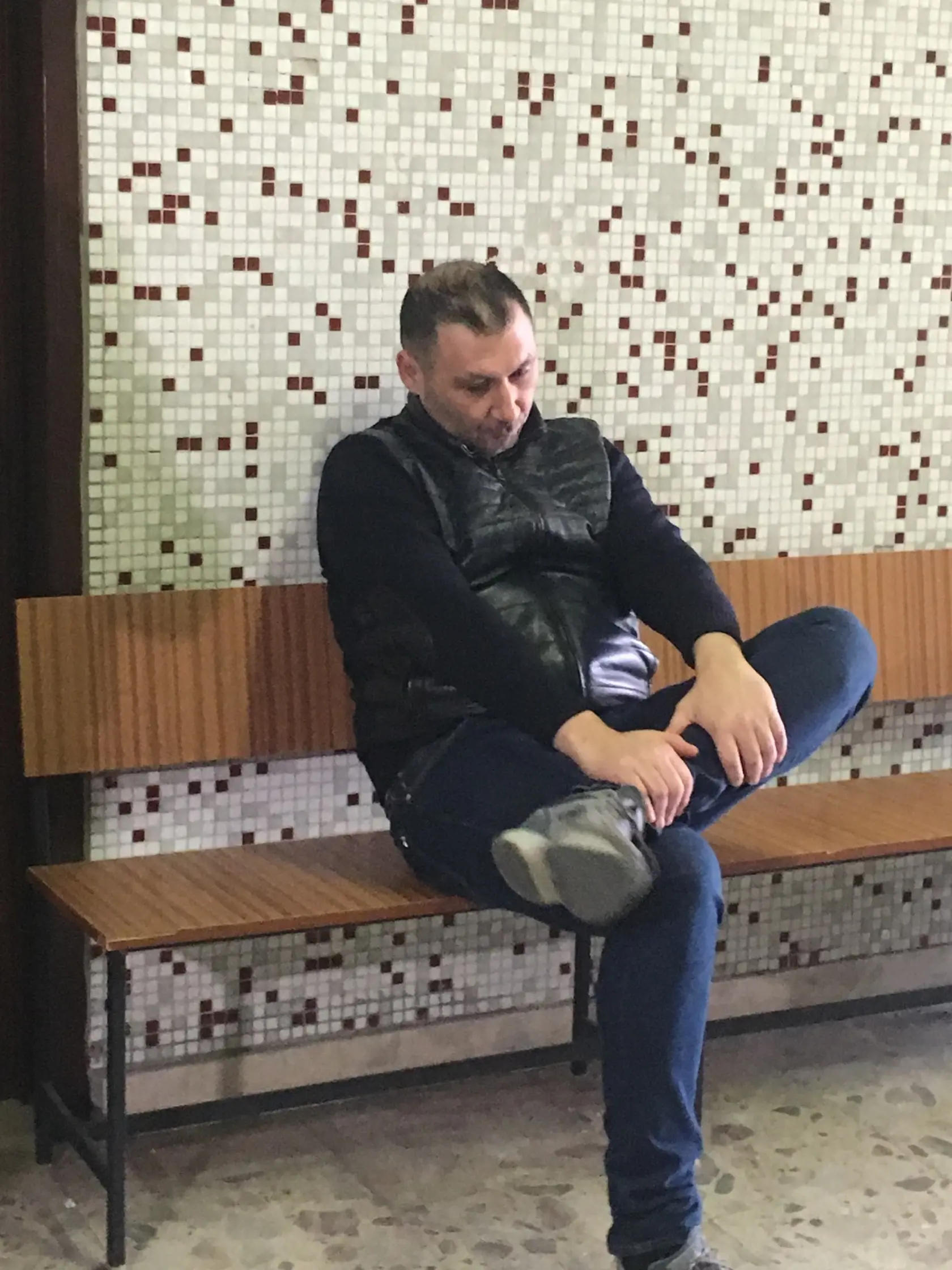 Antonino Vadala je v Taliansku stíhaný za obchodovanie s drogami a legalizáciu  príjmov z trestnej činnosti. Dostal 9 rokov.