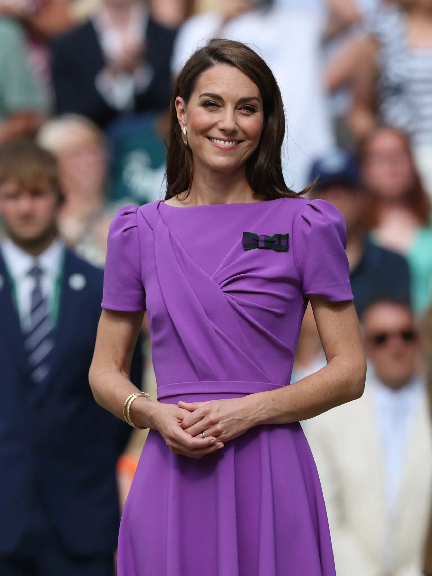 Princ William poznamenal, že jeho deti, princ George, princezná Charlotte a princ Louis, sa doma nedokážu vždy zhodnúť na rovnakom televíznom programe. Potom sa hádajú o diaľkové ovládanie.