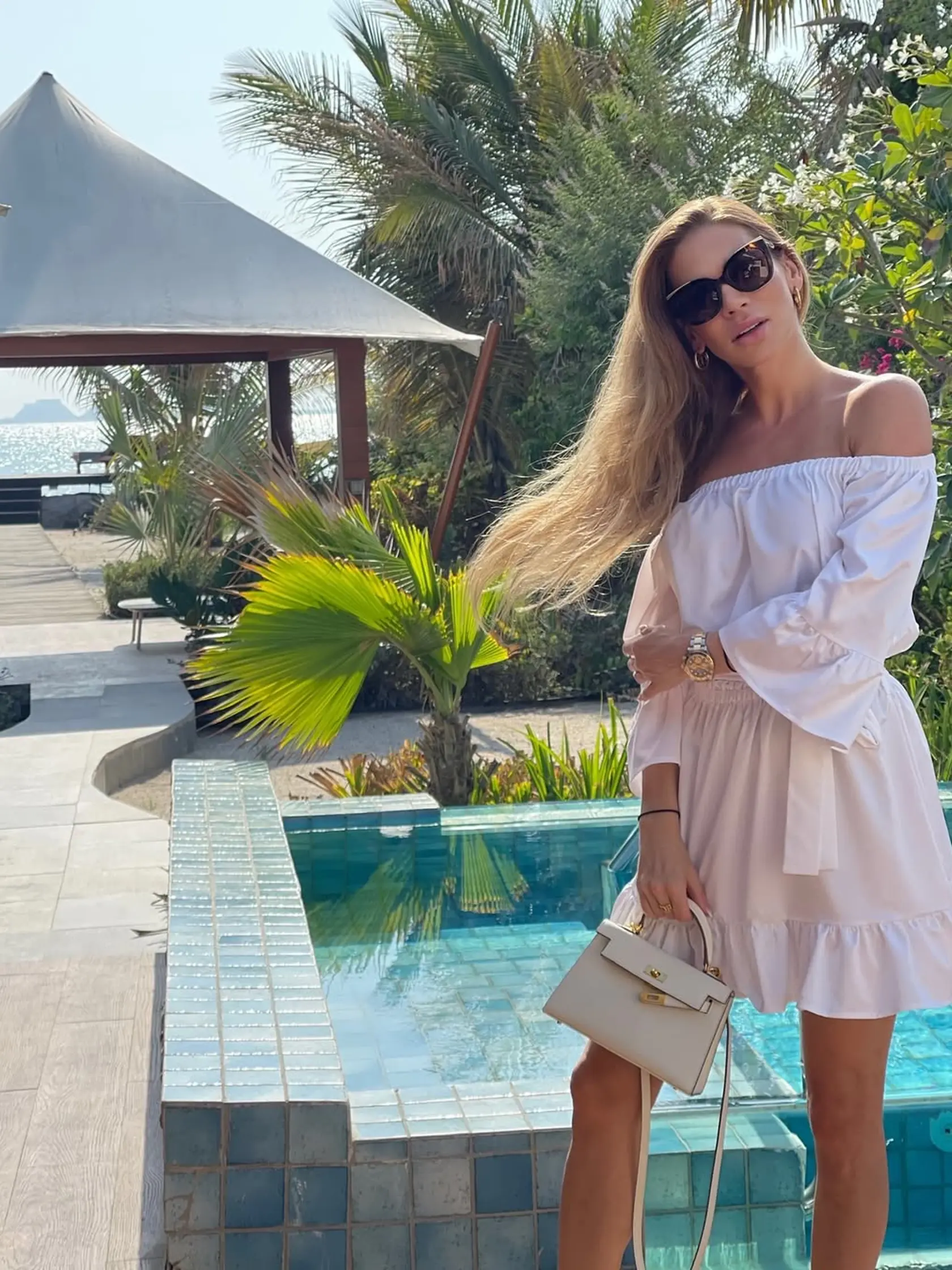 Andrea Verešová v Dubaji vystriedala hneď niekoľko krásnych modelov šiat. 