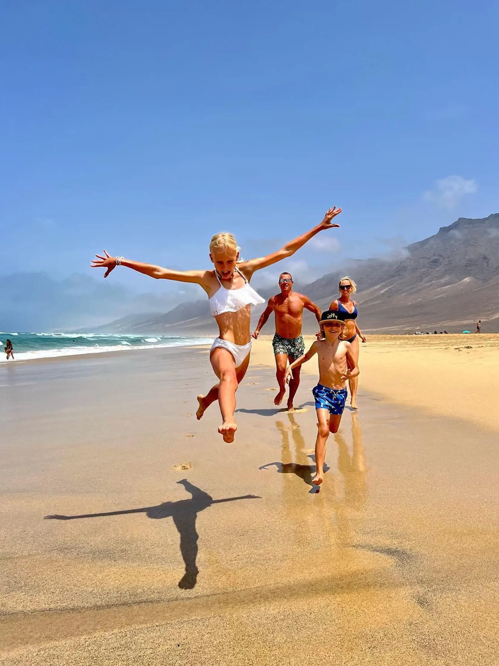Zuzana Belohorcová s rodinou na Tenerife.
