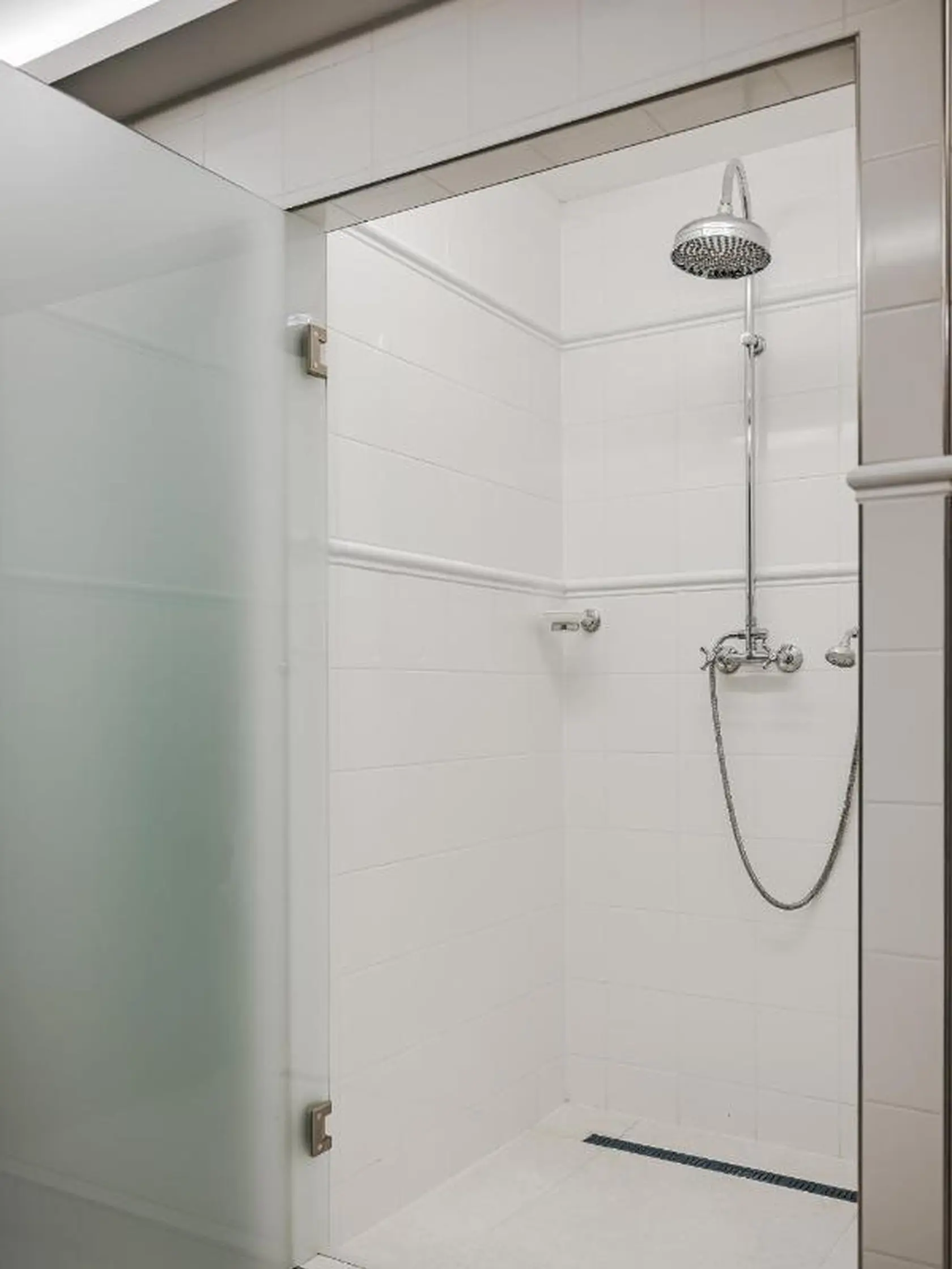 Z Gottovej vily je rýchlohotel!  Nájdete tu niekoľko kúpeľní.
