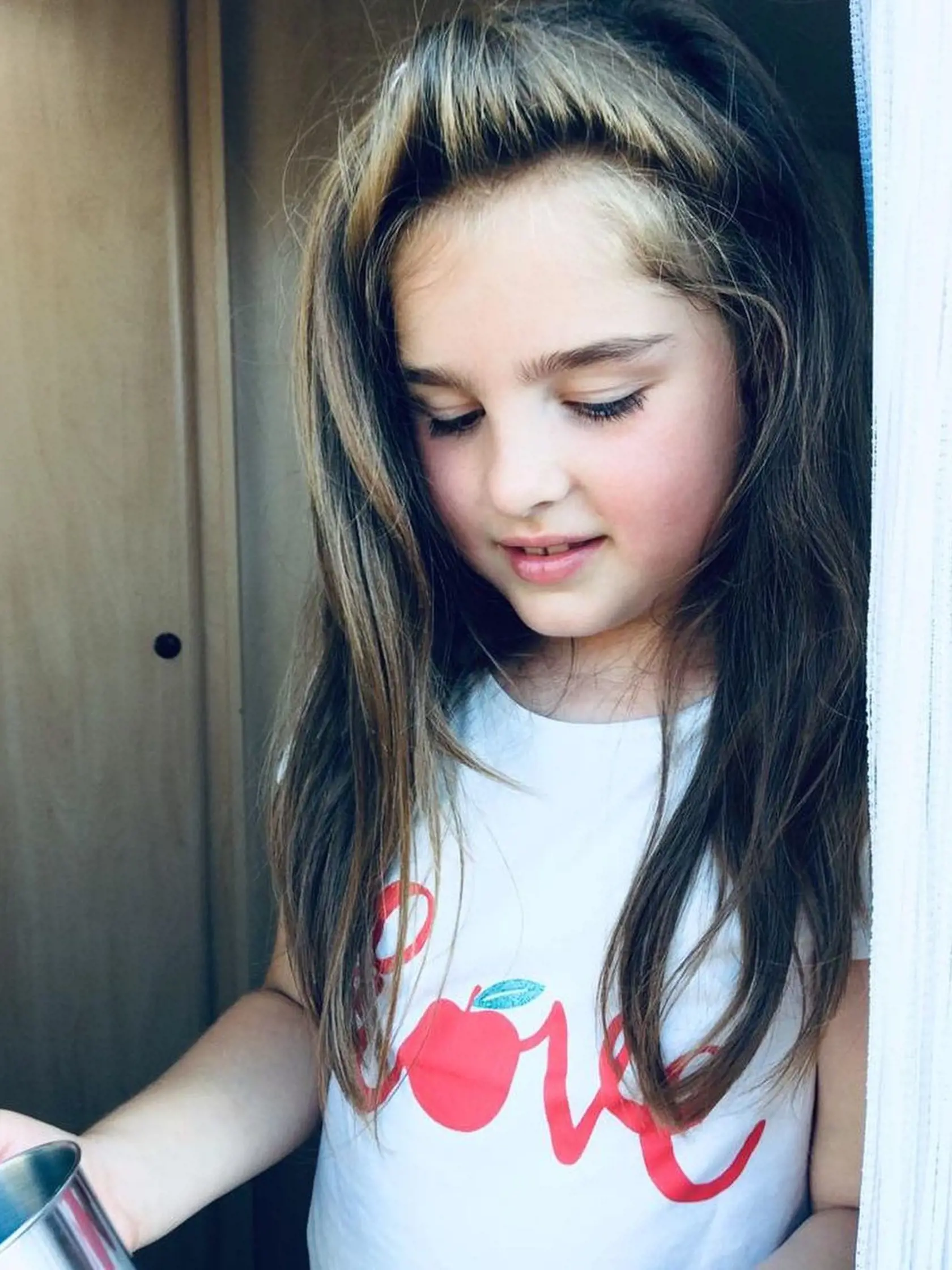 Z Vajdovej vnučky Ellie rastie nádejná modelka.