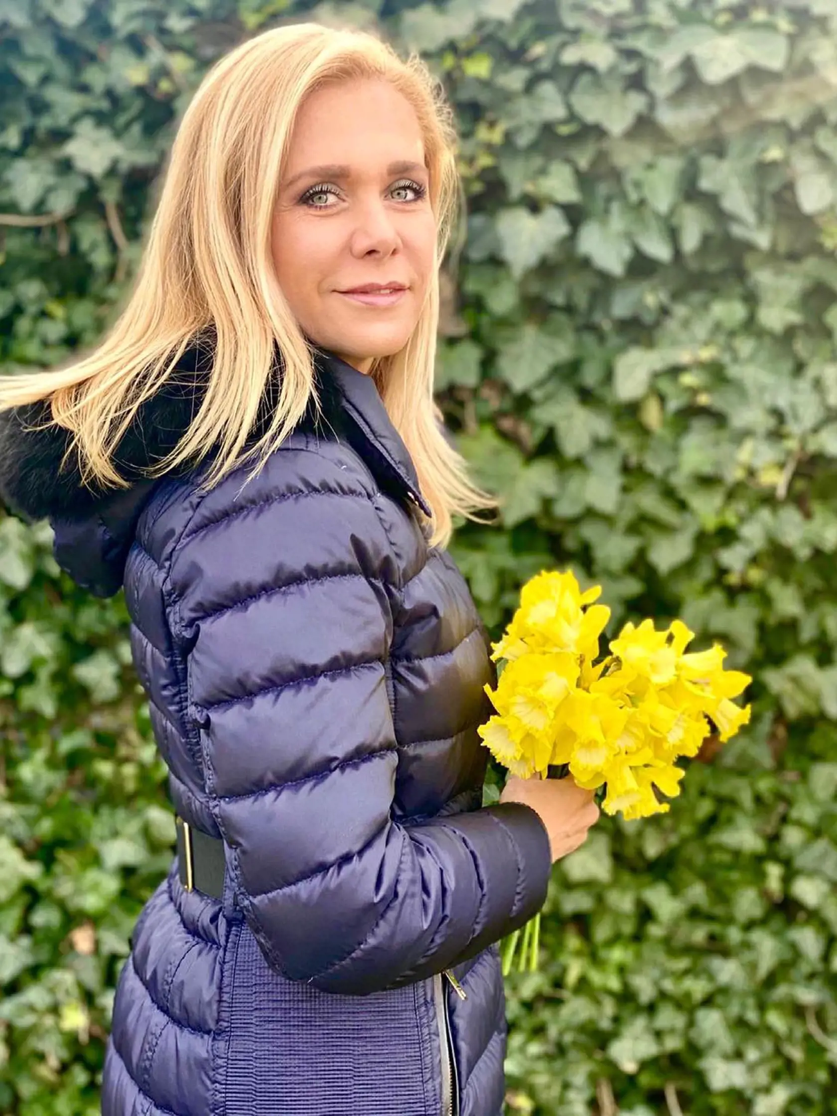 Denisa Saková na sociálnej sieti zverejnila foto z prírody s jarnou kyticou a všetkým zaželala najmä veľa zdravia.