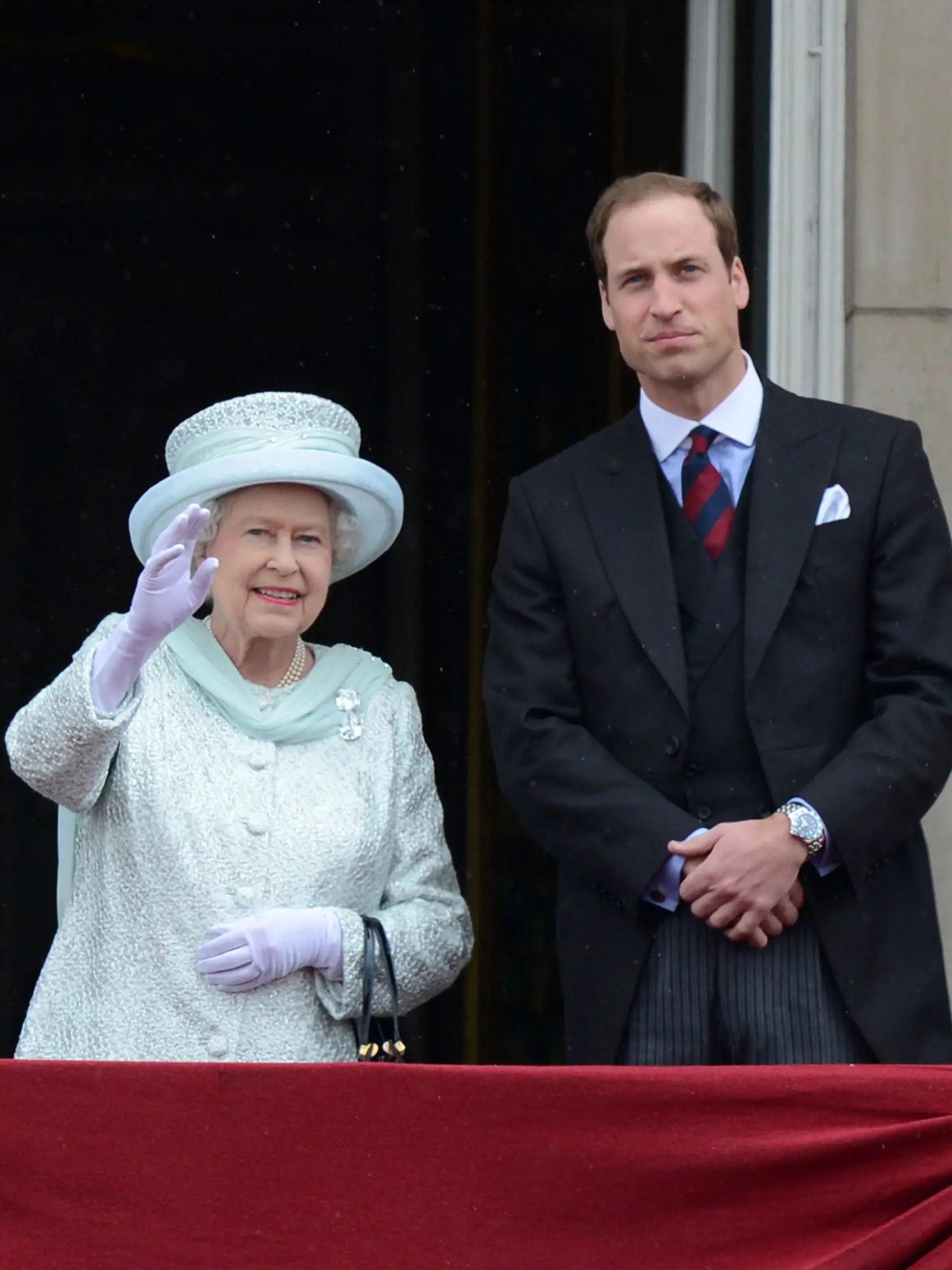 Diamond Jubilee - Carriage Procession And Balcony Appearance