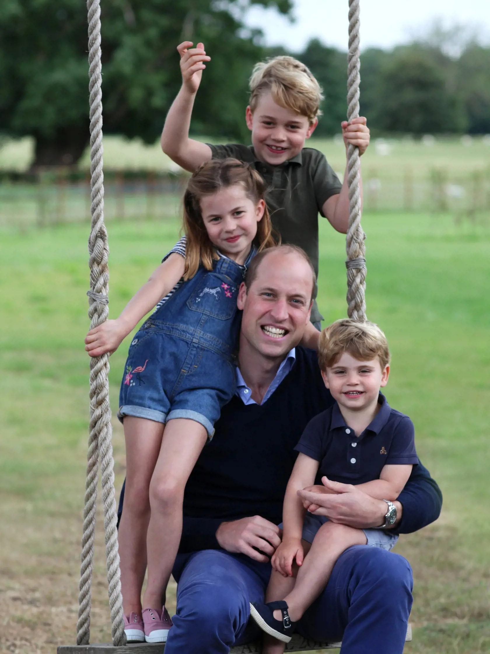 William a Kate chcú svoje deti chcú vychovávať v čo najprirodzenejšom prostredí.