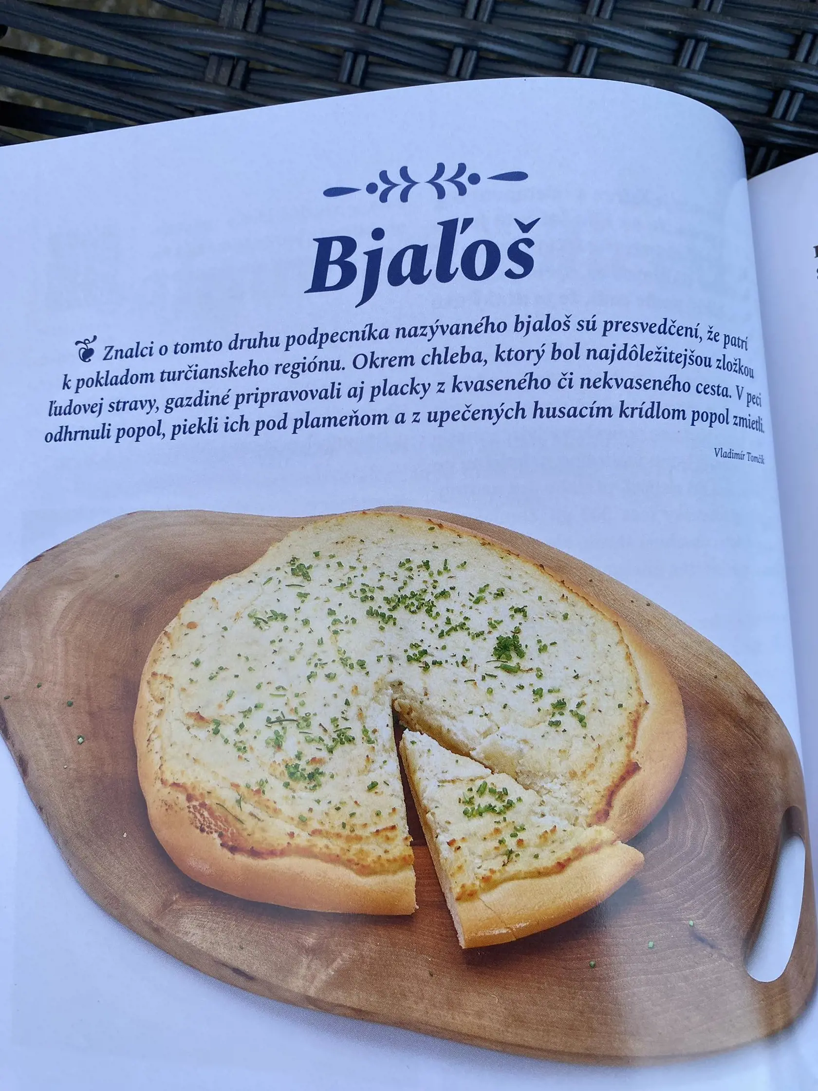 "Bjaľoš"