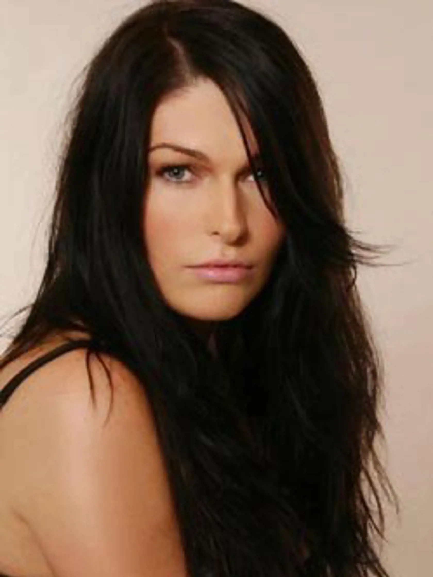 1996: Vladimíra Hreňovčíková získala titul Miss len ako 17-ročná. Na súťaži Miss Universe v 1998 na Hawaii získala významný titul Miss Photogenic!