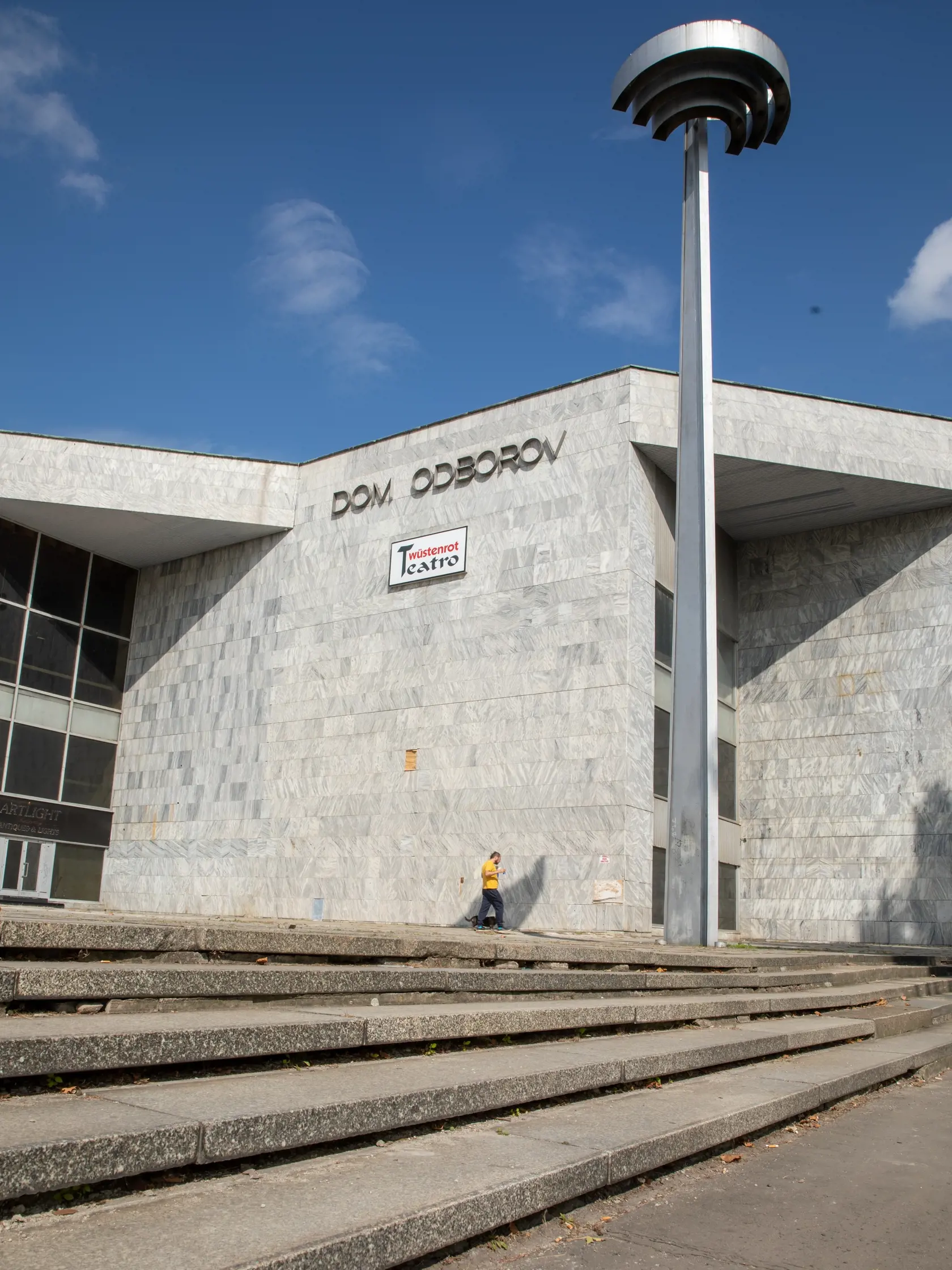 Pôvodný Dom odborov - Istropolis.