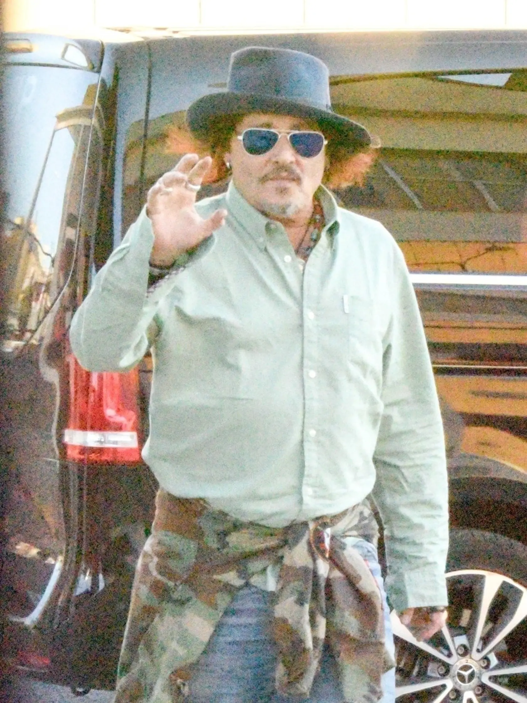 V Hollywoode sa opäť hovorí o Johnnym Deppovi. Tentoraz nie kvôli turbulentnému rozvodu, novému trháku či čerstvému romániku, ale kvôli jeho novému imidžu. Fanúšičkám sa veľmi páčiť nebude...