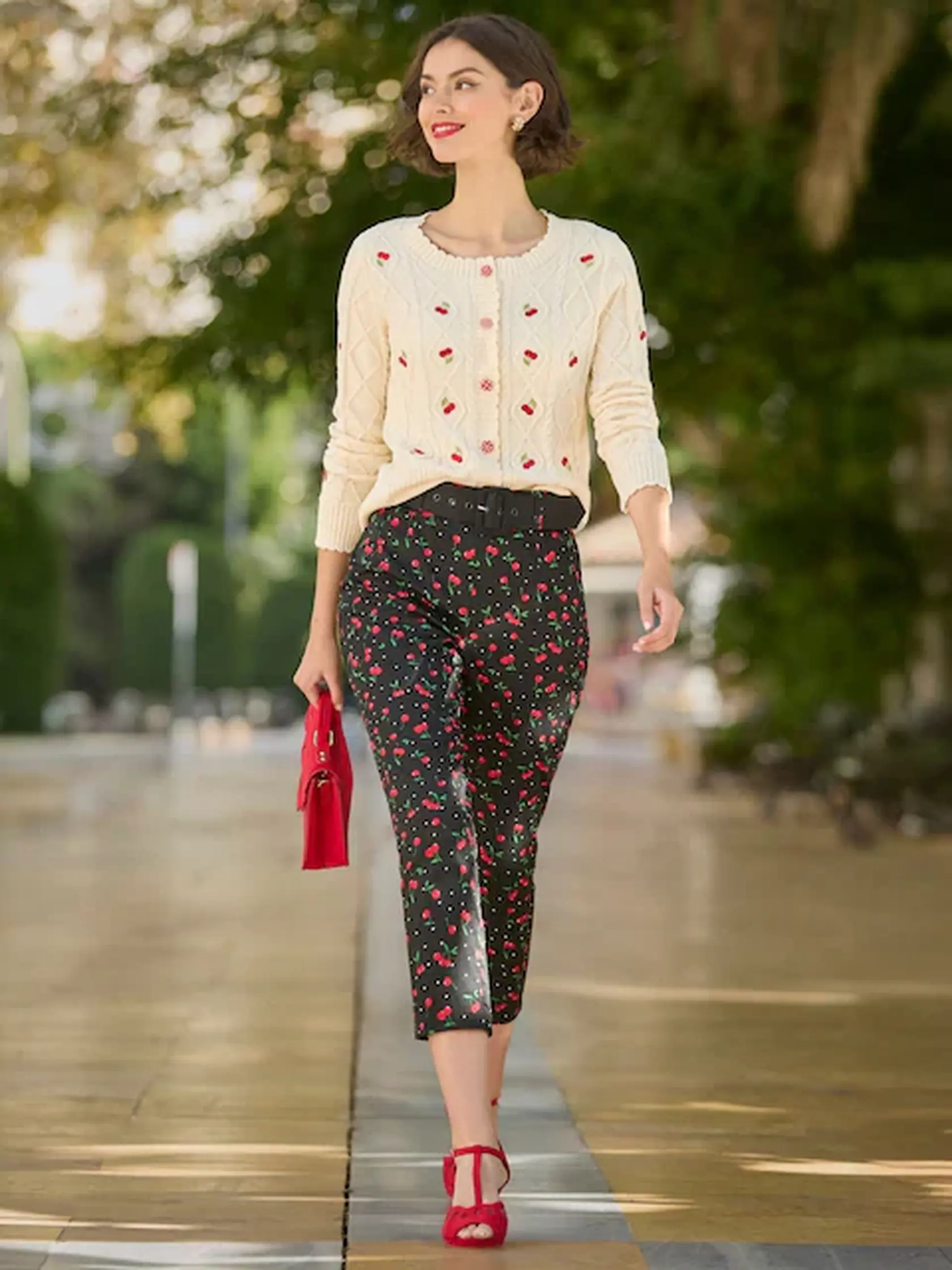 Outfit: Joe Browns