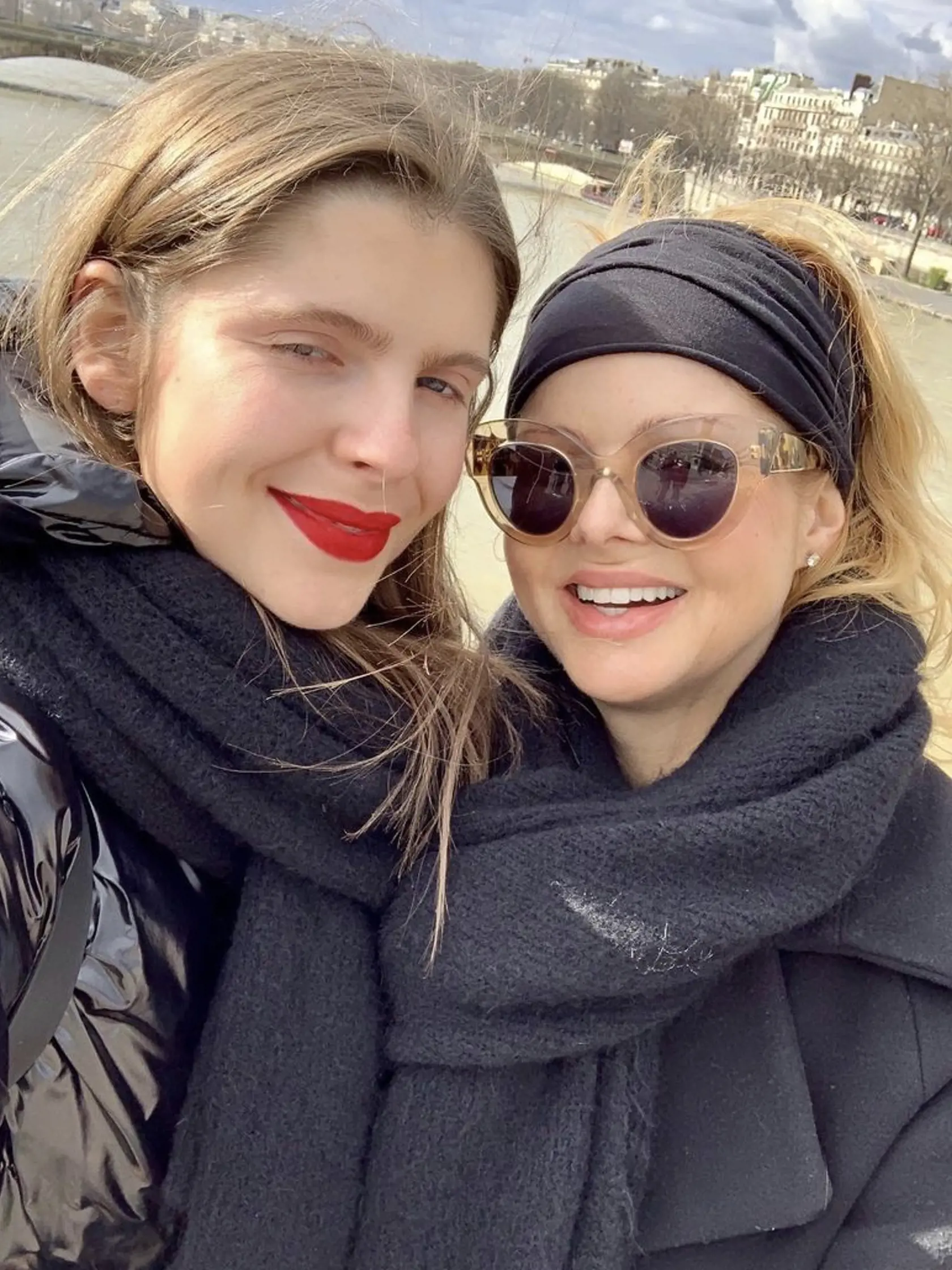 Emma Müllerová s mamou Soňou