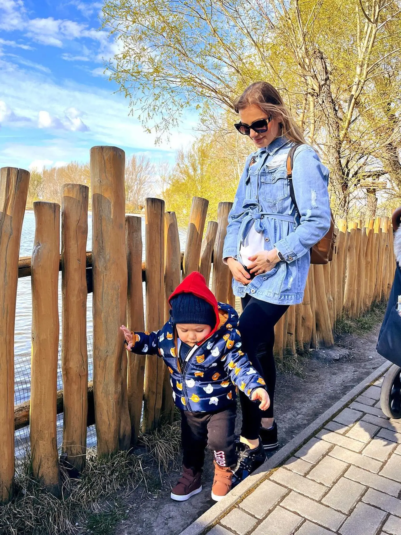 Dominike takto rastie bruško. "Bude to pre nás niečo nové, určite náročné, ale s tým sme počítali. Verím však, že raz ten malý vekový rozdiel naše deti ocenia a budú mať krásny vzťah, ❤️" napísala šťastná mamina.