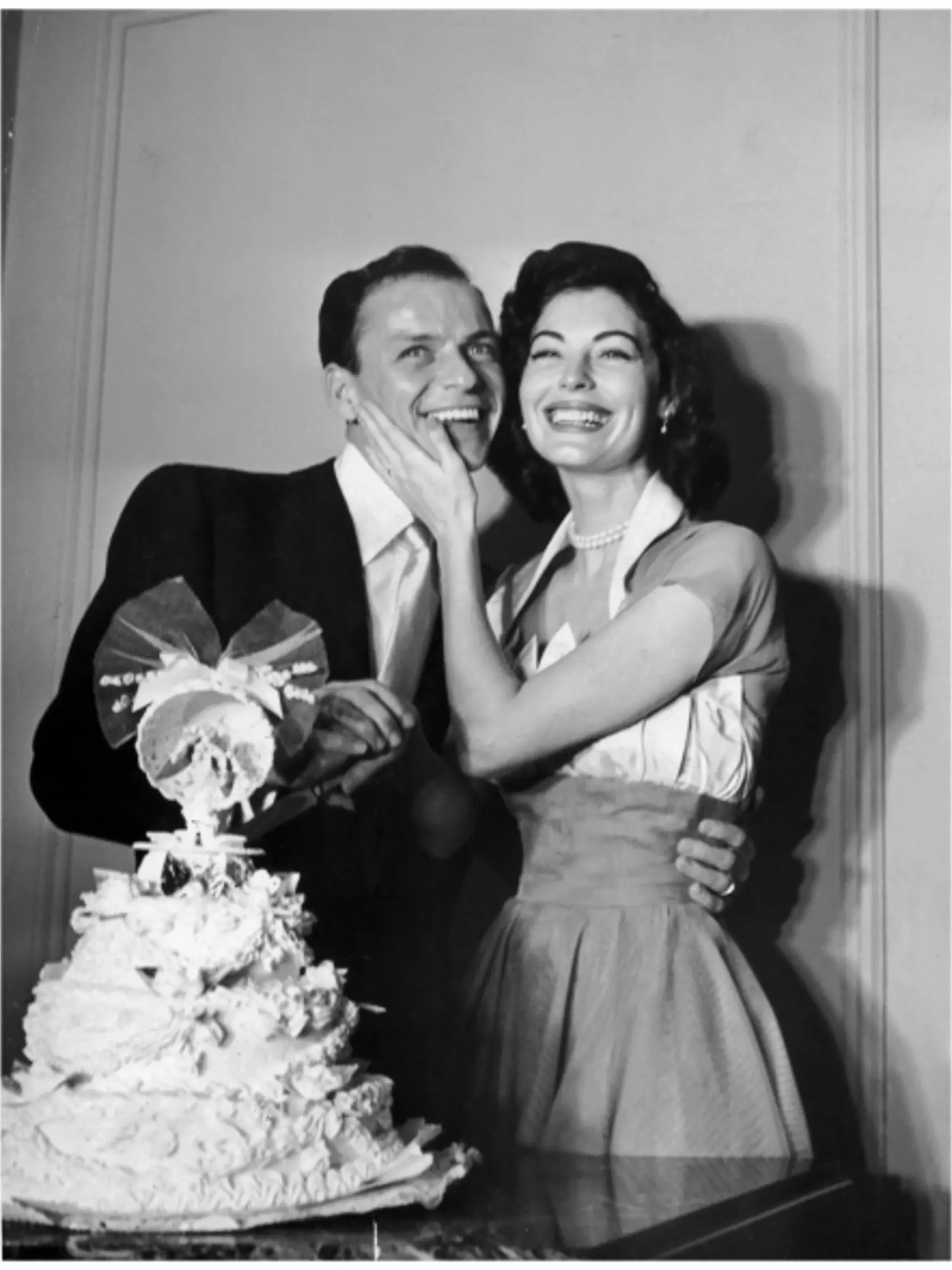 Frank Sinatra si s touto tortou bral aj Avu Gardner (1951)...