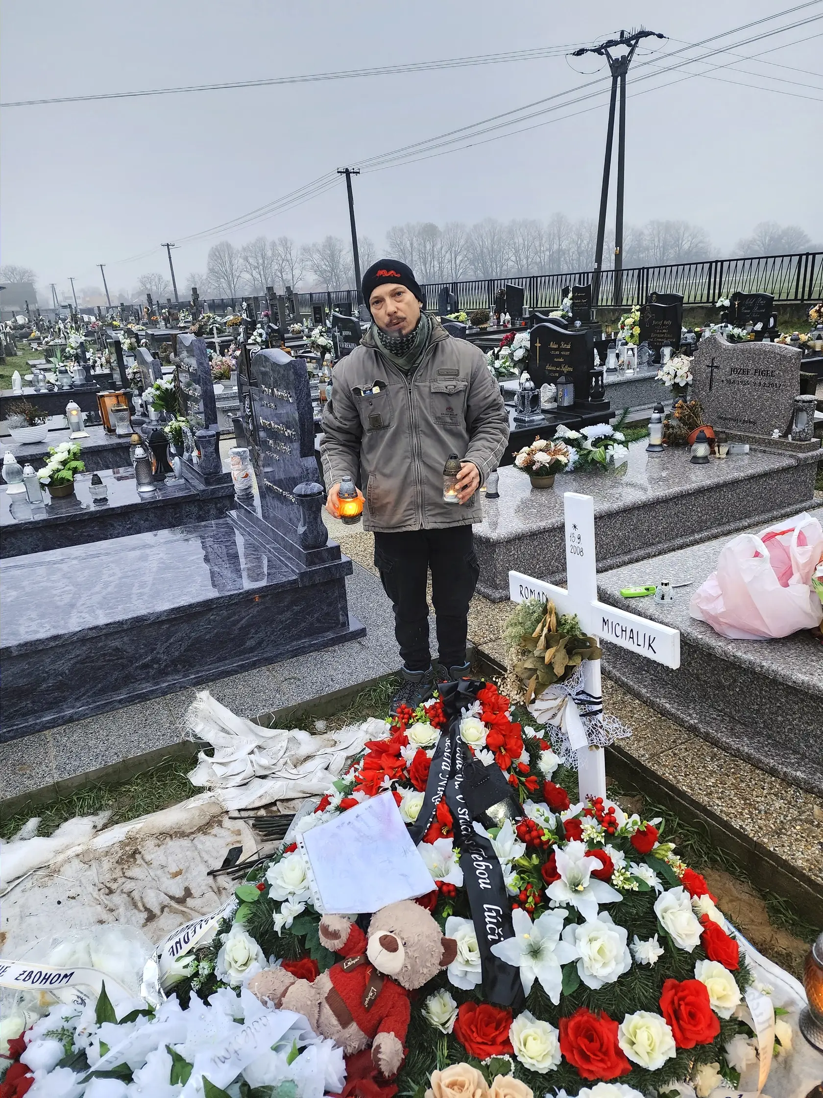 Romanov otec tvrdí, že v škole mali šikanu riešiť a nie pred ňou zatvárať oči.