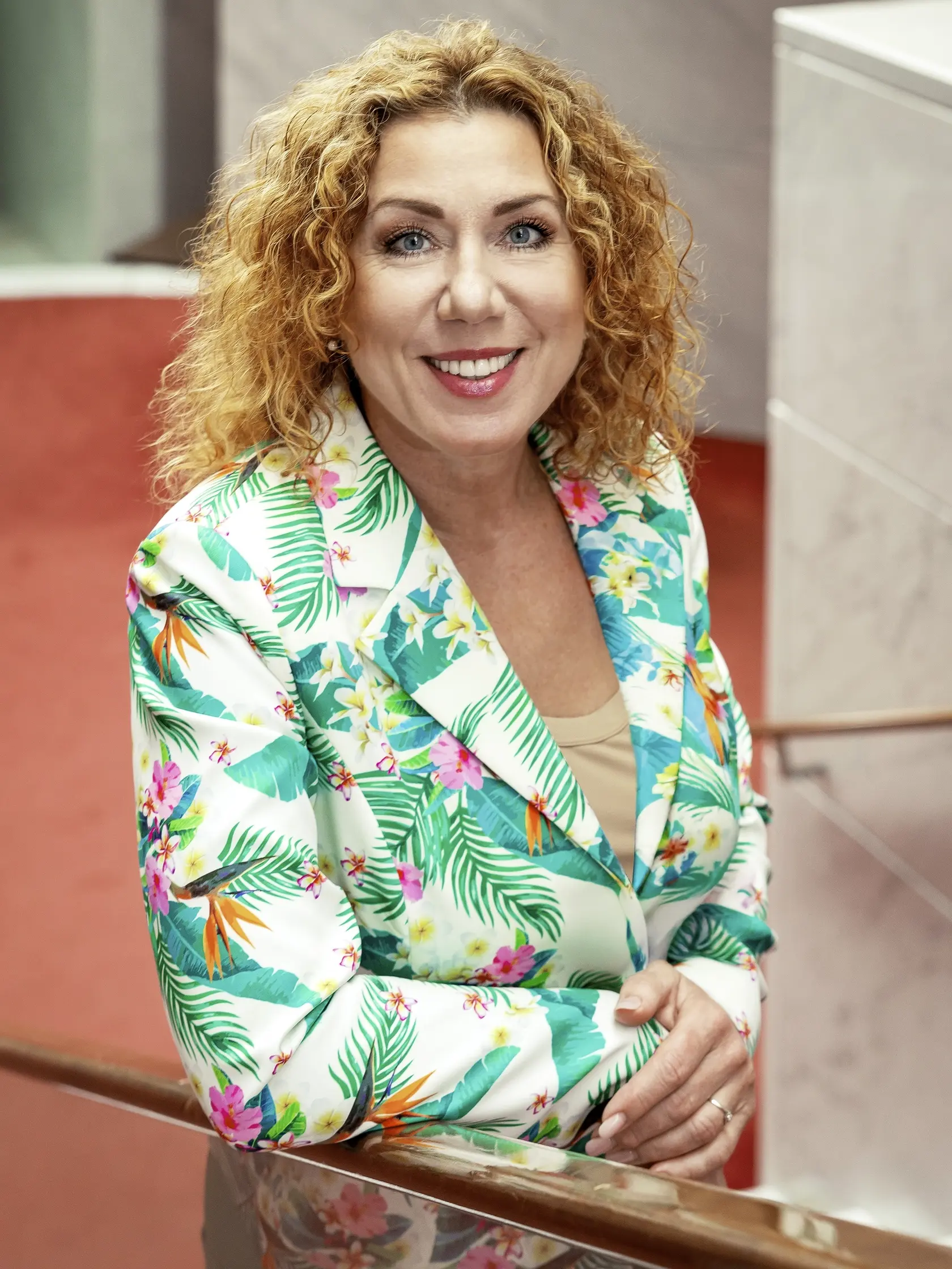 Gabika Dzuríková v rozhovore porozprávala veľa zaujímavostí zo svojho života. Prečítajte si ho celý...