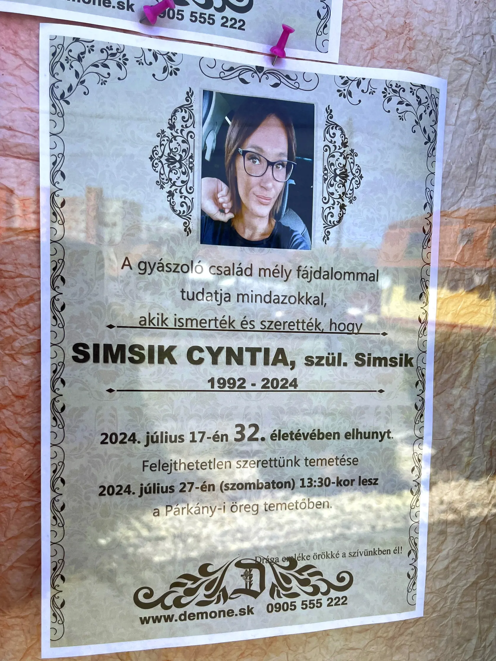 Parte. Posledné zbohom dali Cyntii jej najbližší na štúrovskom cintoríne.