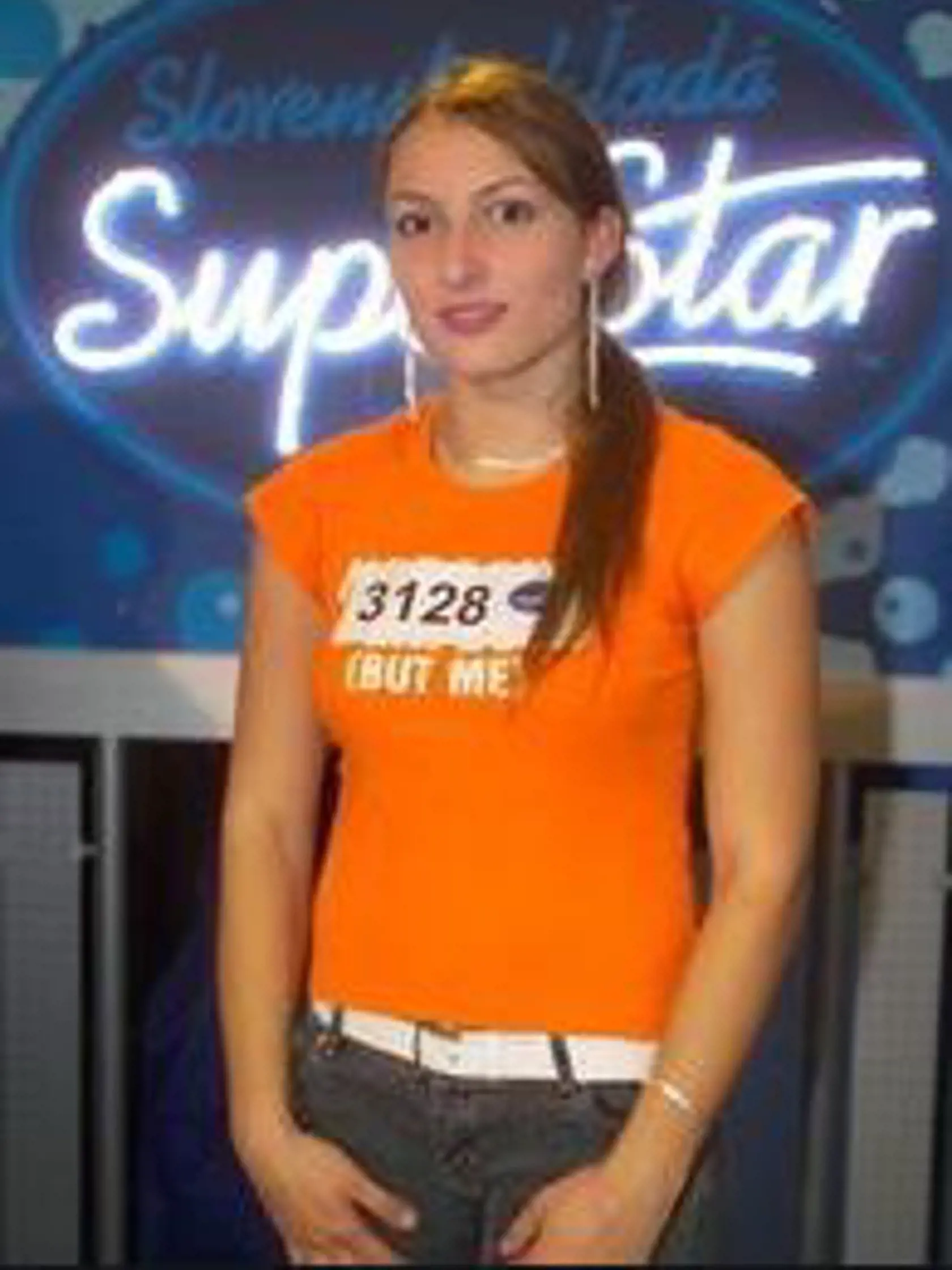 Rok 2004: Monika Zázrivcová, keď súťažila v prvej sérii SuperStar. Skončila pred bránami finálových kôl.