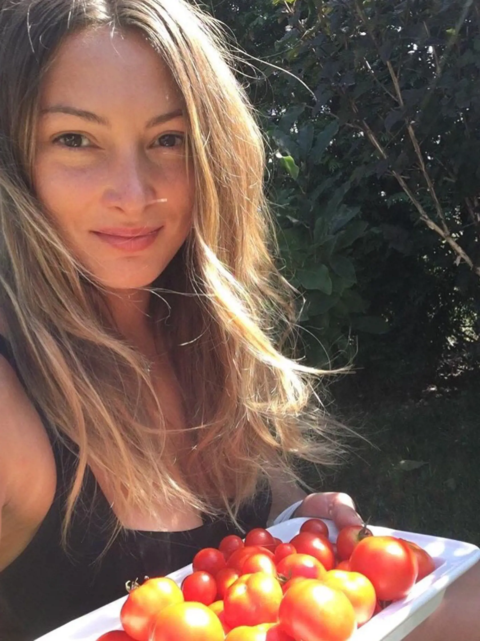 Monika Zázrivcová na chalupe.