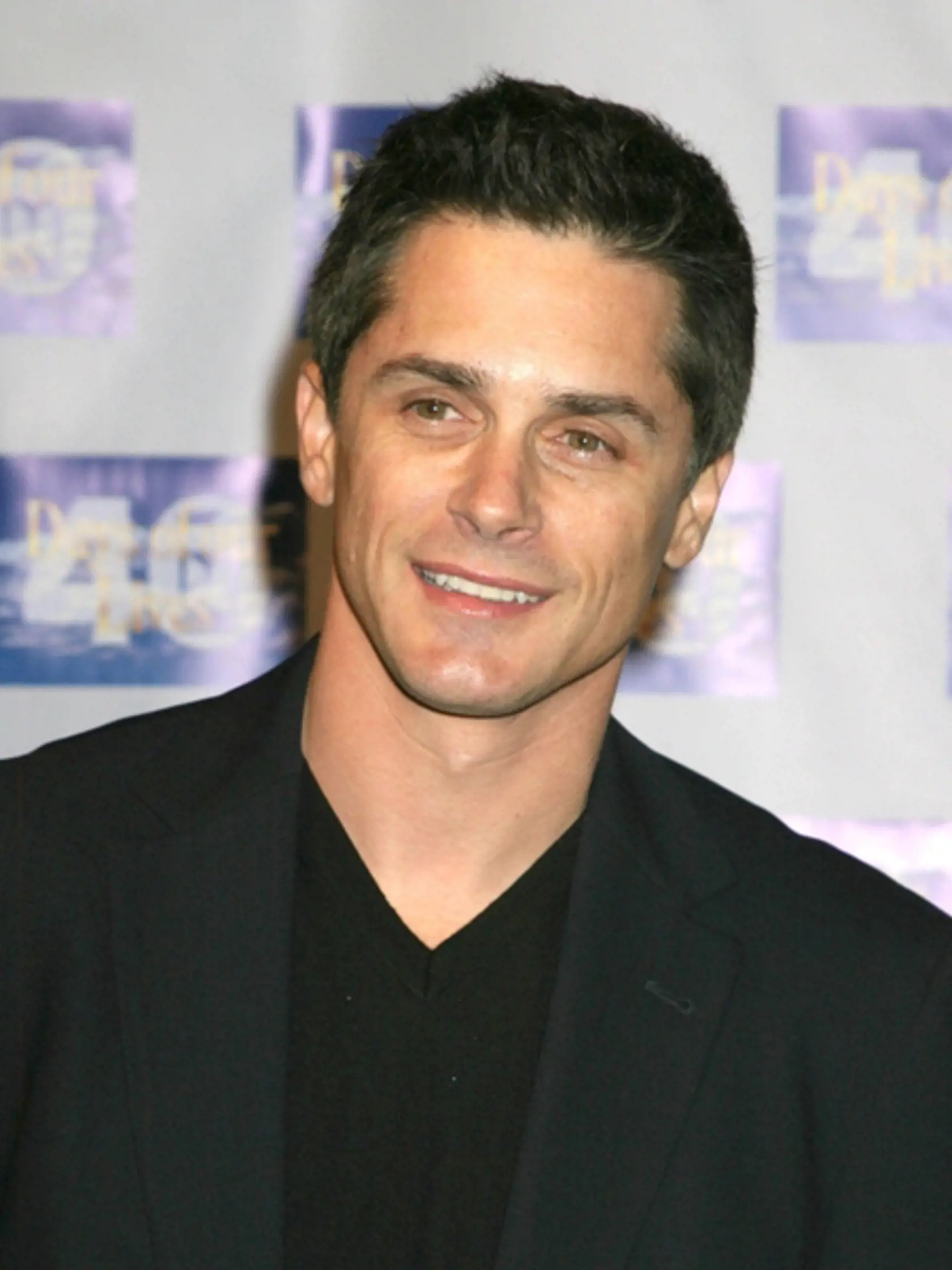 Billy Warlock je
napriek päťdesiatke
fešák a pôsobí
ako mladík.