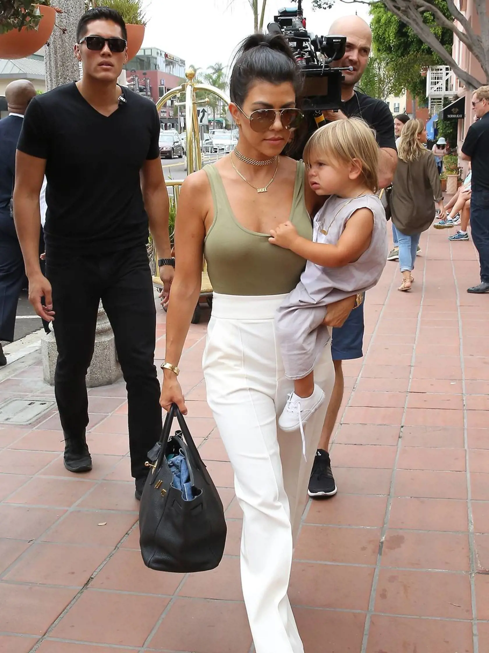 Kourtney Kardashian s bodyguardom