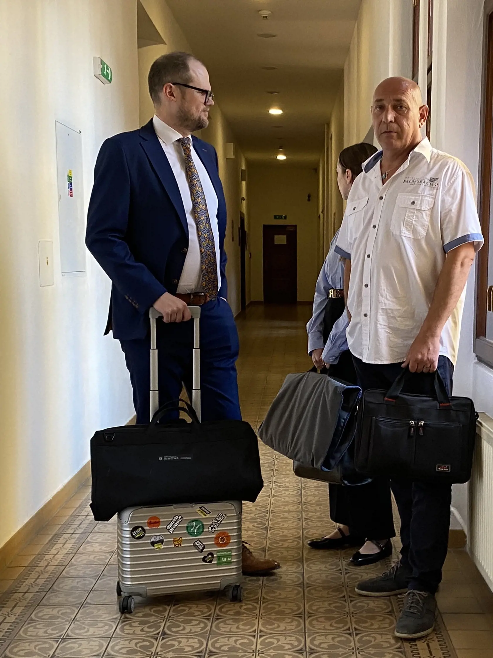 Jozefa Andreja najprv zastupoval Daniel Lipšic, keď sa stal špeciálnym prokurátorom obhajobu prevzal Peter Kubina. So svojou sťažnosťou na Ústavnom súde SR dosiahol aj zvrátenie rozhodnutia Najvyššieho súdu SR a nakoniec aj oslobodenie klienta.