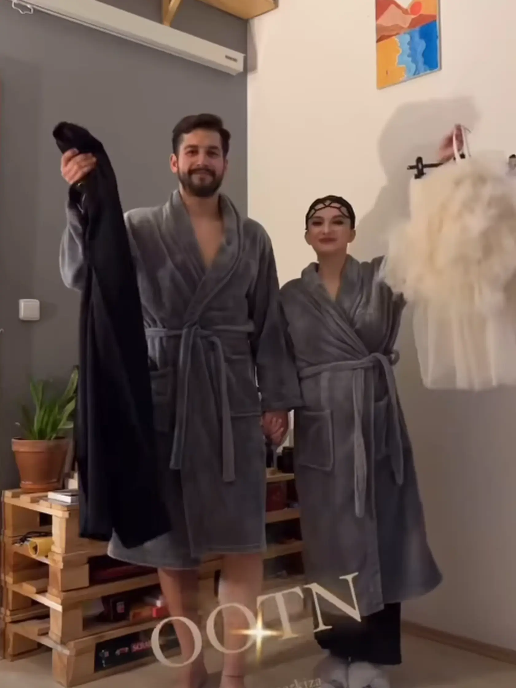 Jakub a Petra pred šiestym kolom Let´s Dance. Predtým, ako sa nahodili do outfitov, strihli si vtipné video. 