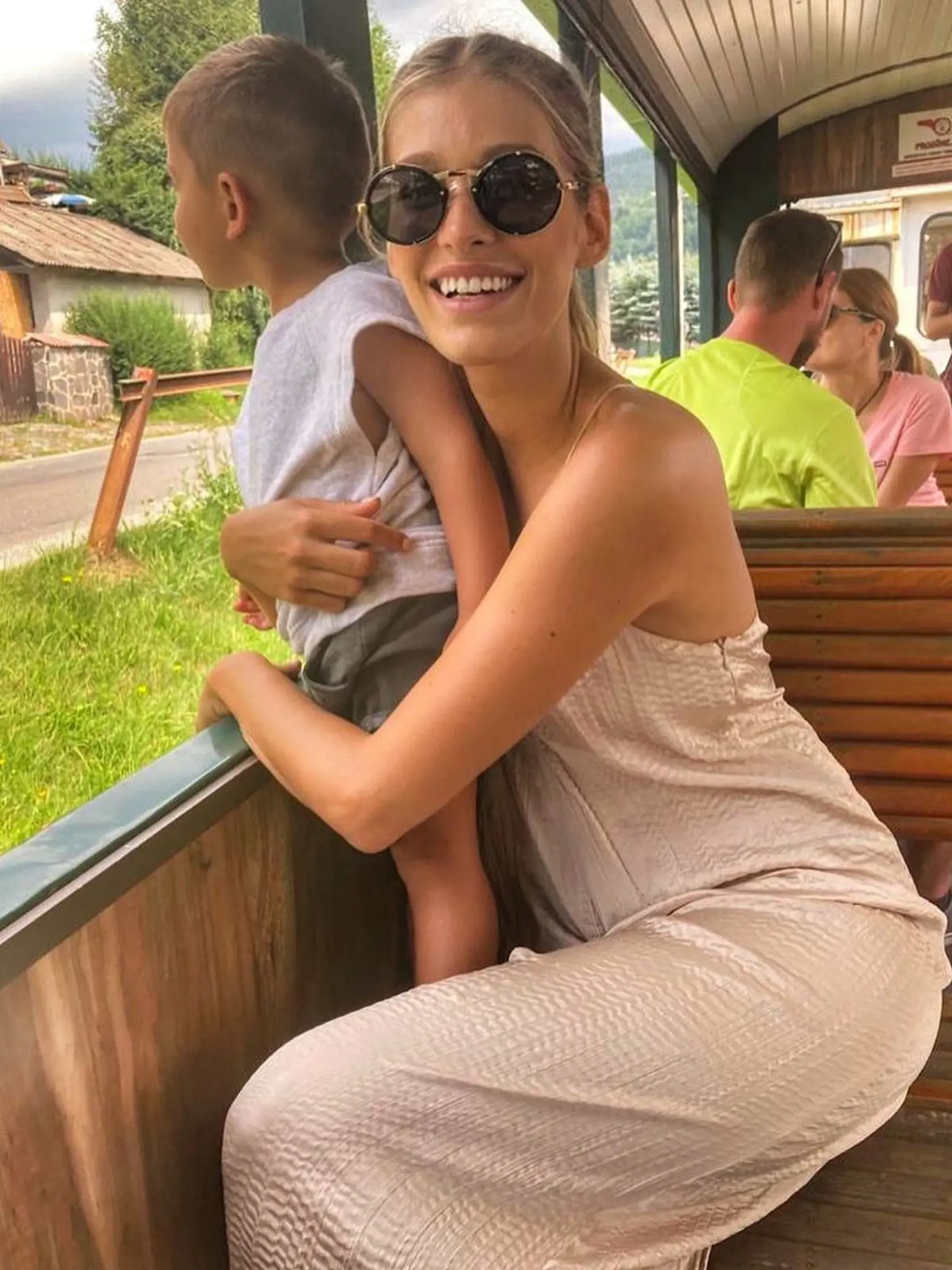 Jasmina si to, že je mamou Sanela naplno užíva.