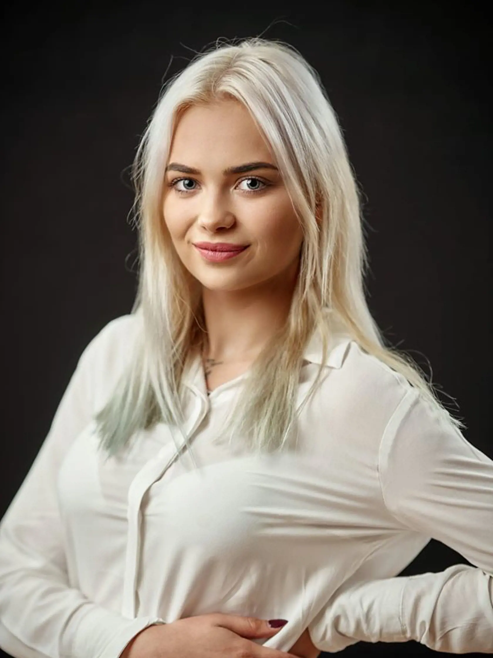 Miroslava Czebriková (18). Prakovce študuje na Gymnáziu v Gelnici.