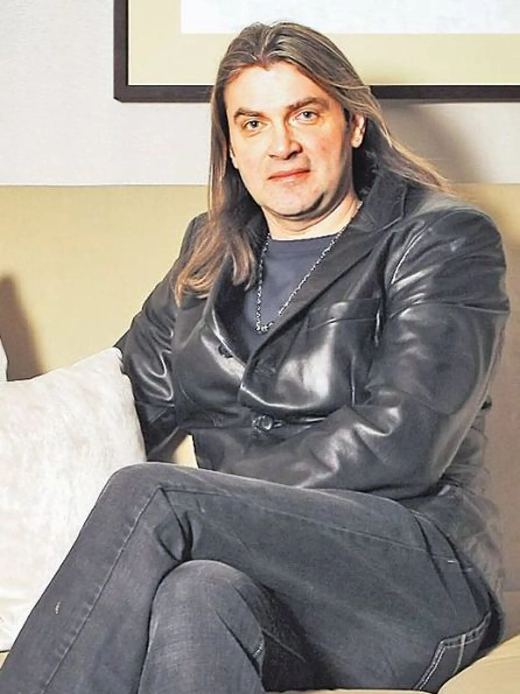 Braňo v mladších rokoch bol veľkým fešákom, hoci ani teraz po prekročení päťdesiatky nevyzerá zle.
