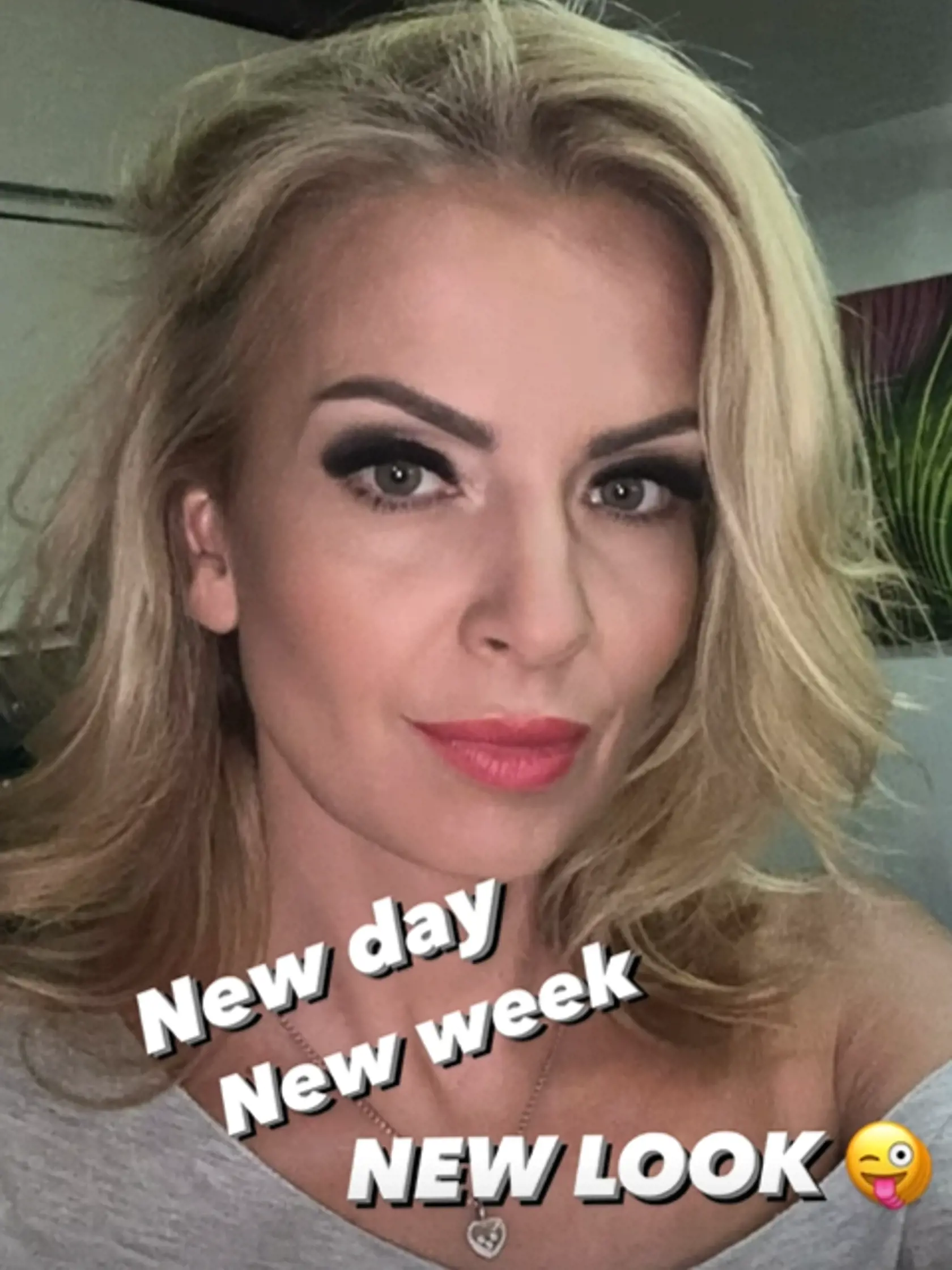Marianna Ďurianová sa ostrihala.